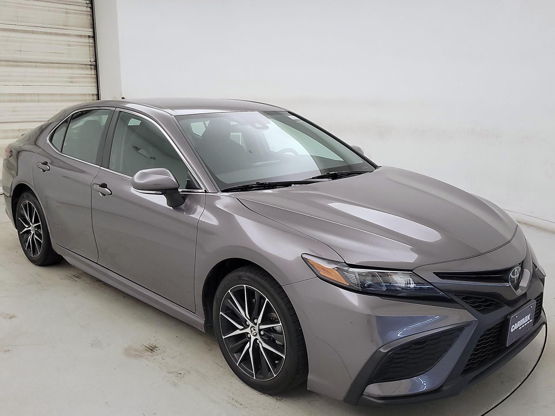 Thumbnail: 2022 Toyota Camry - 1