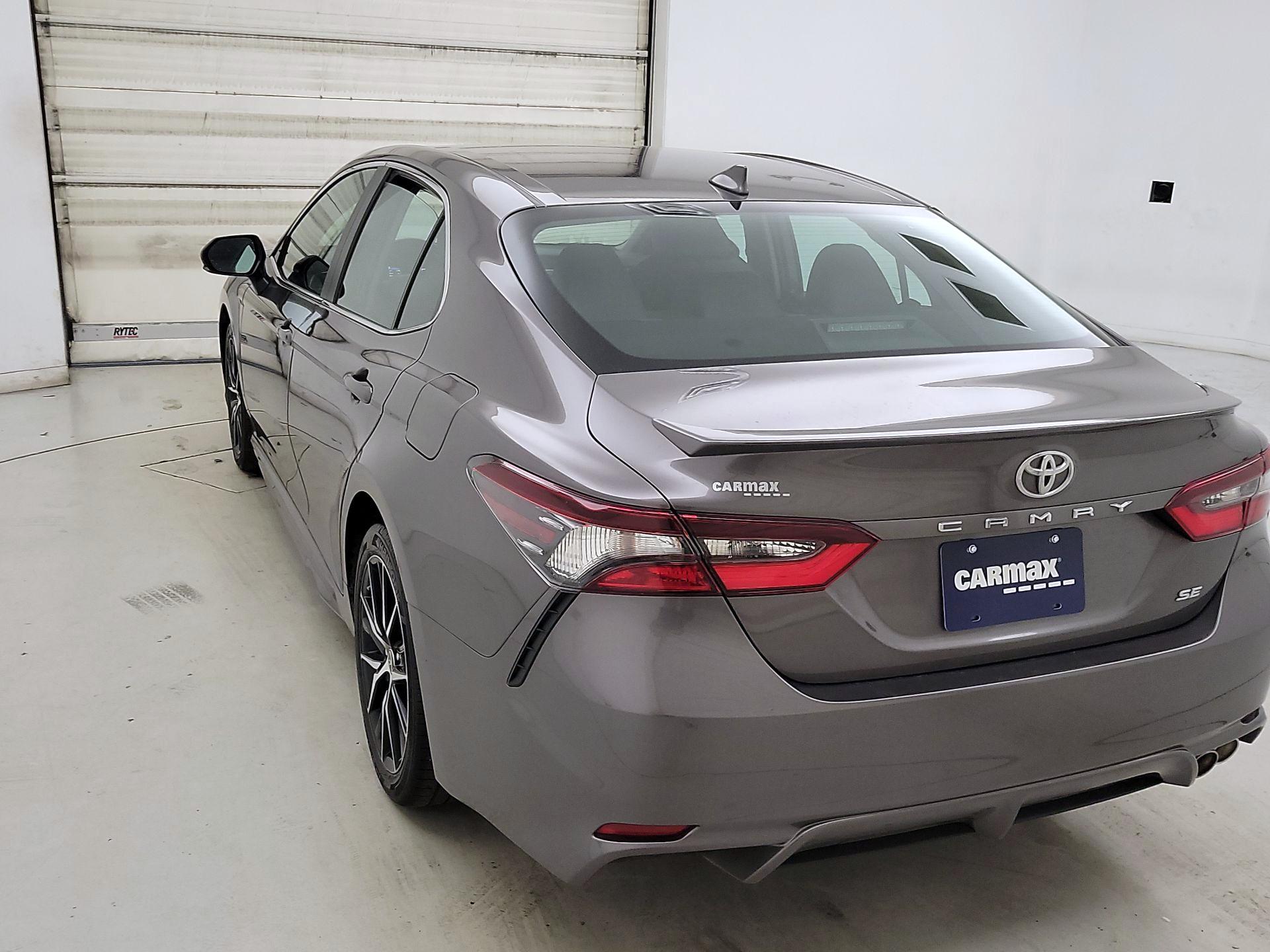 Thumbnail: 2022 Toyota Camry - 7