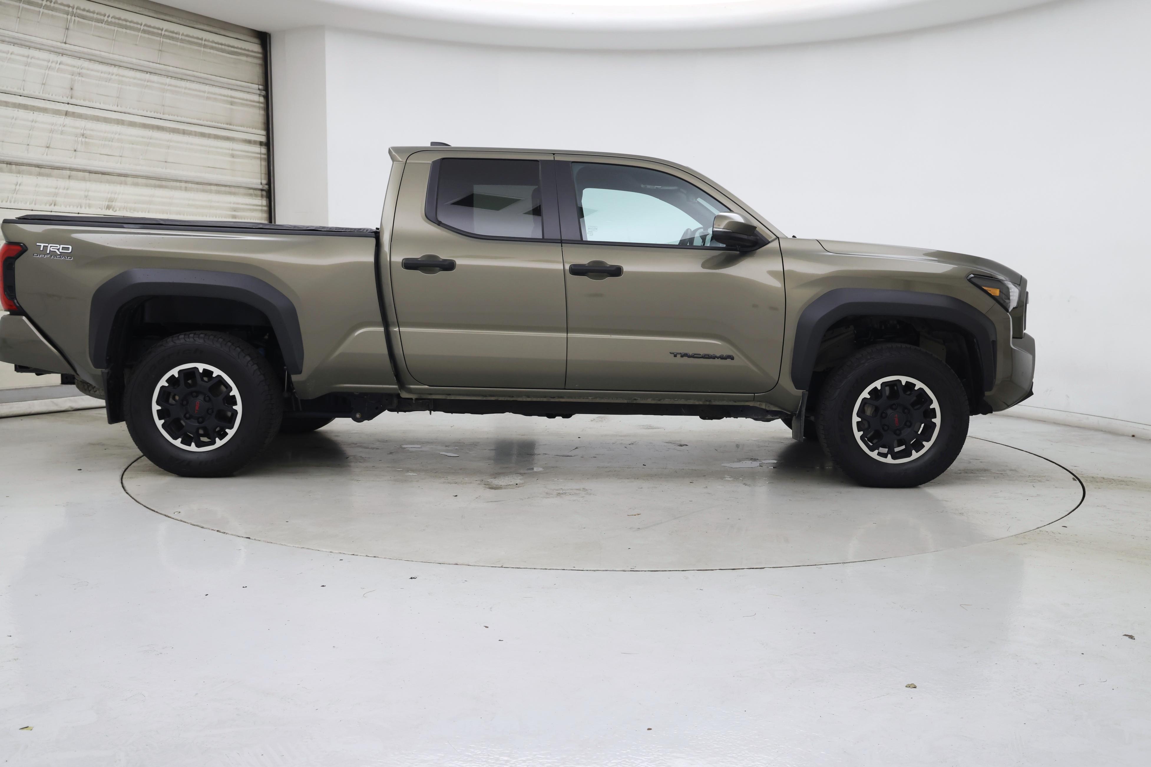 Thumbnail: 2024 Toyota Tacoma - 7