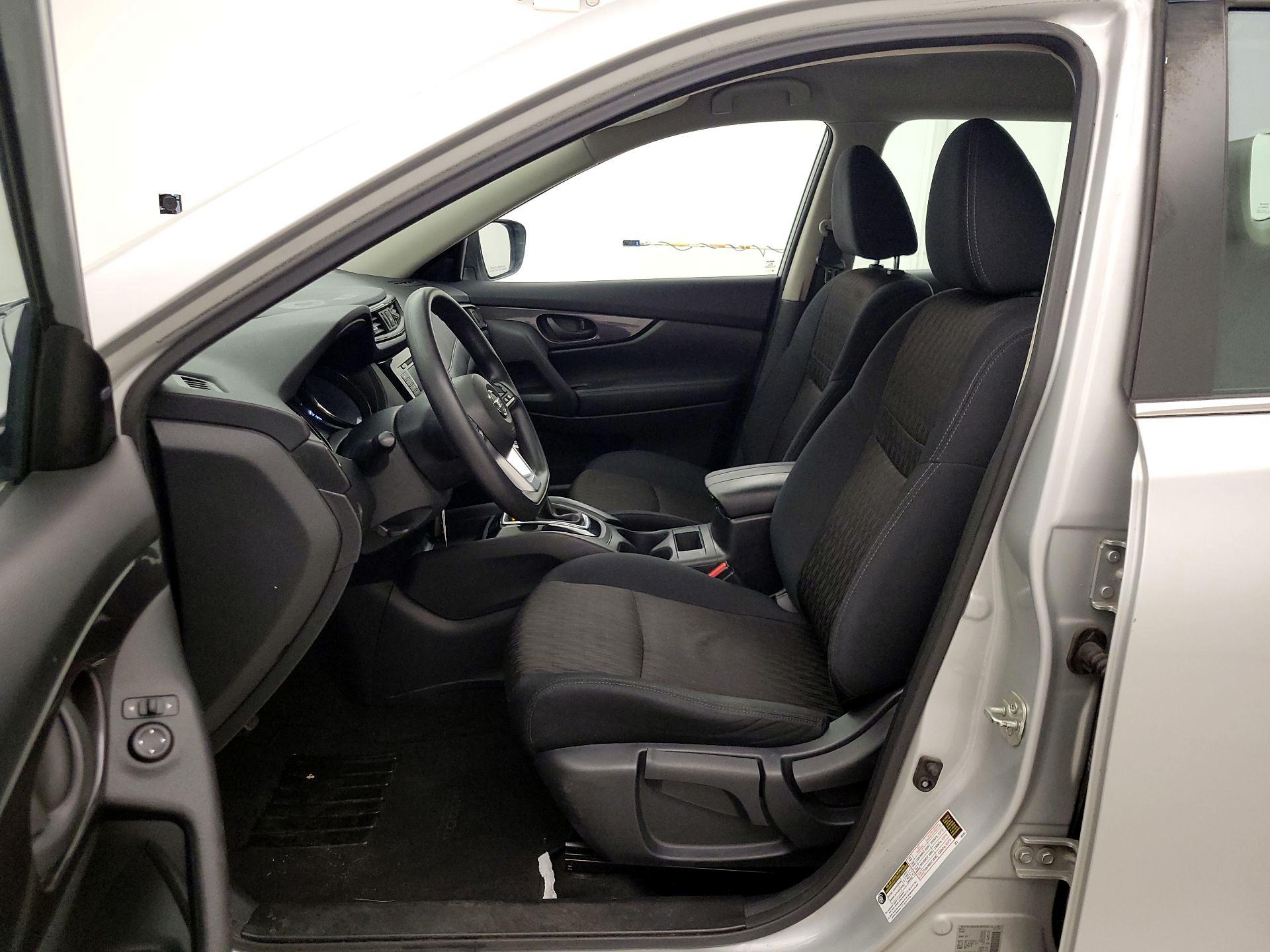 Thumbnail: 2019 Nissan Rogue - 11