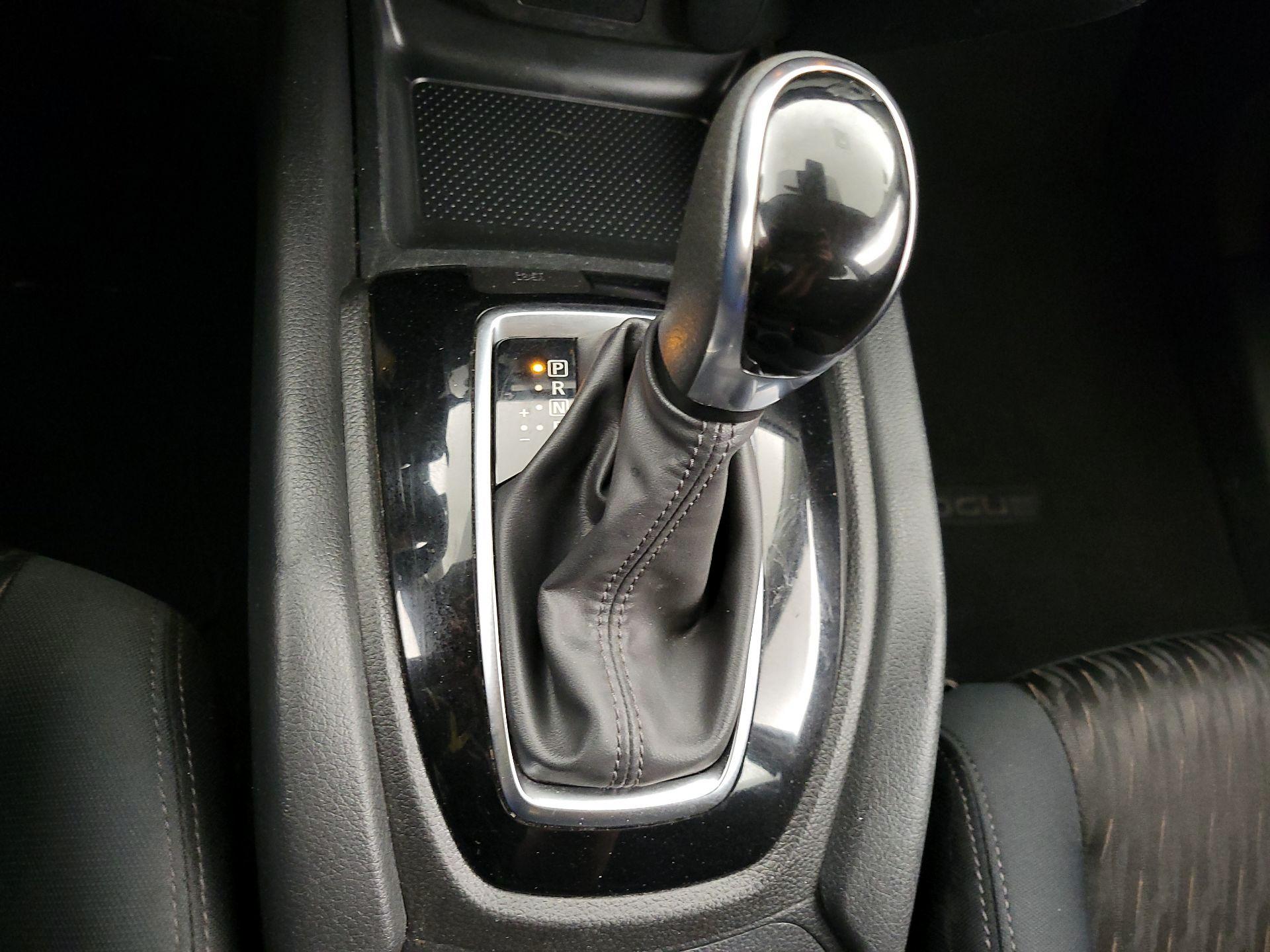 Thumbnail: 2019 Nissan Rogue - 17