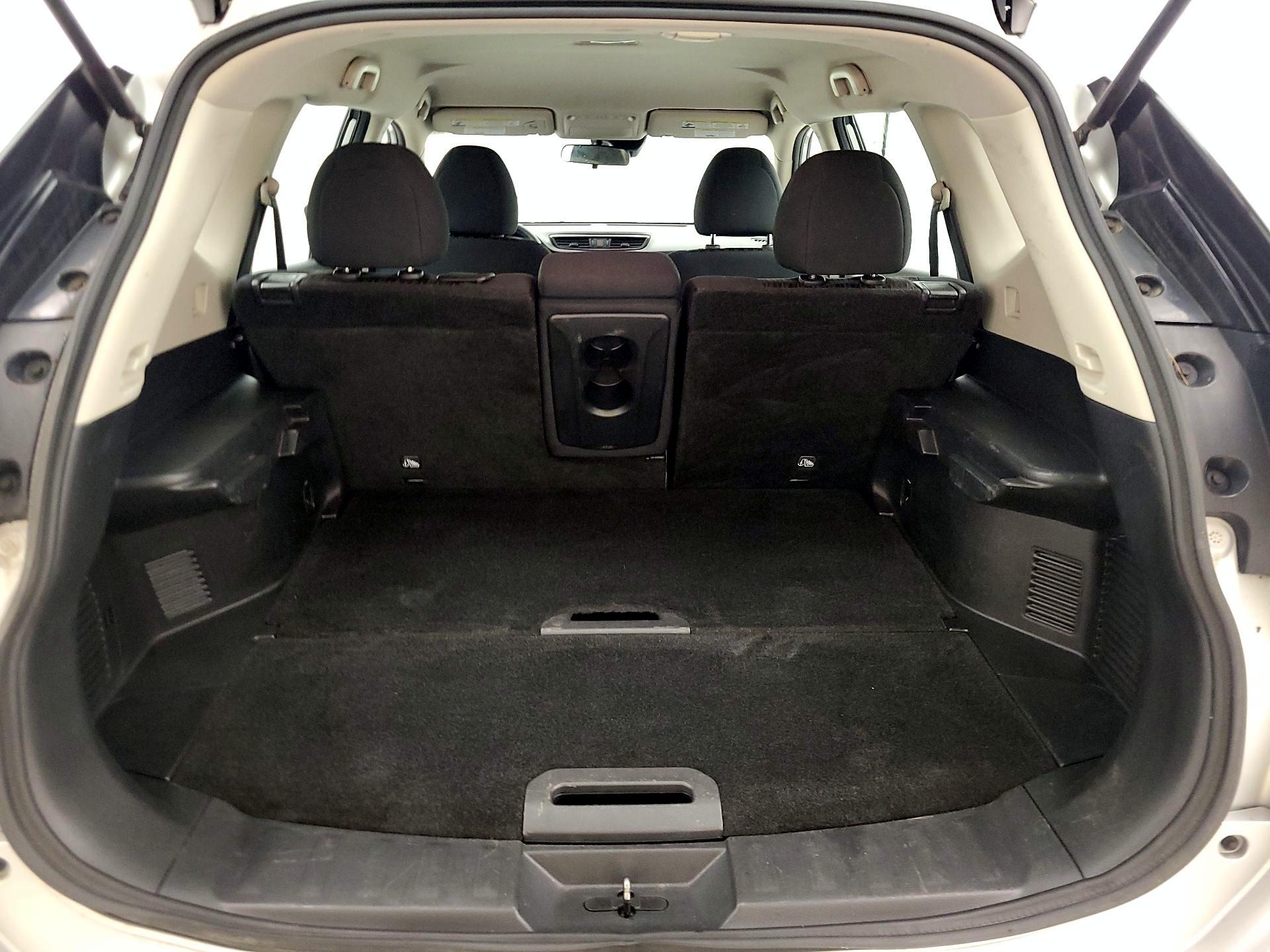 Thumbnail: 2019 Nissan Rogue - 20
