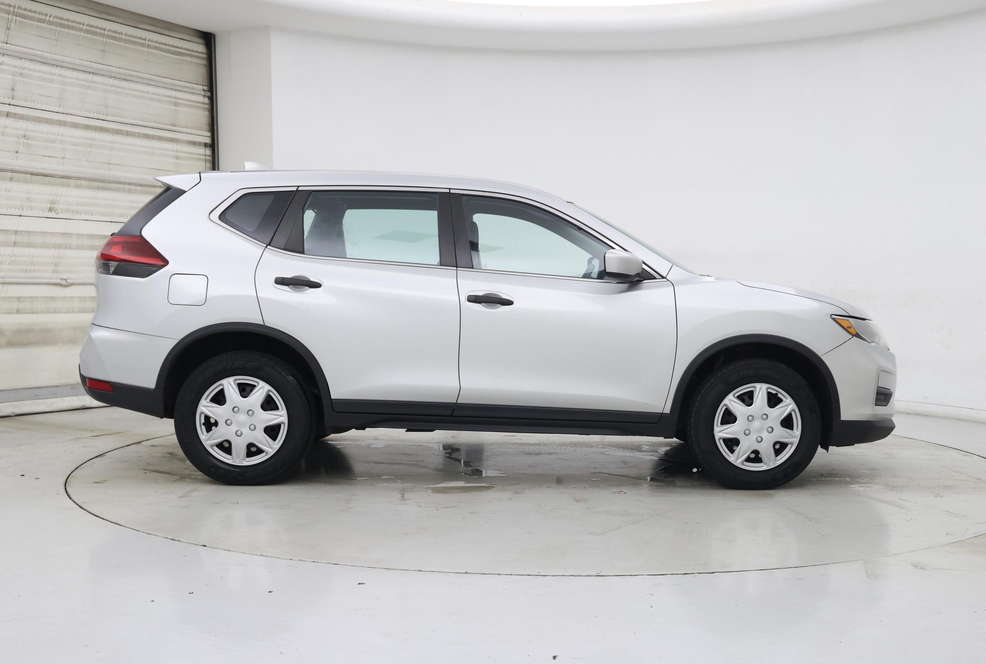 Thumbnail: 2019 Nissan Rogue - 7