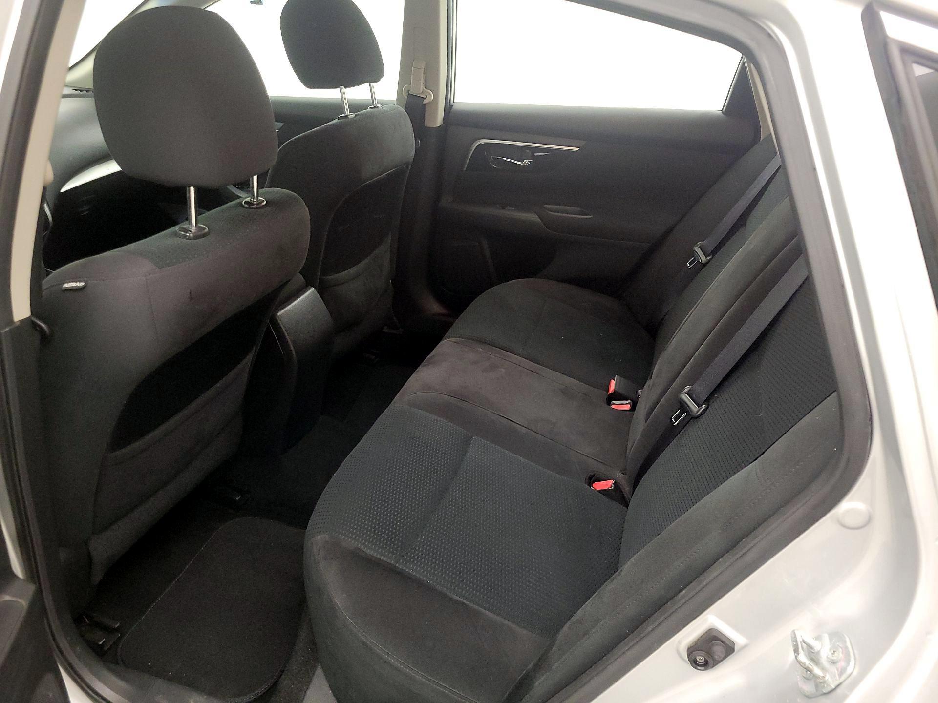 Thumbnail: 2014 Nissan Altima - 19