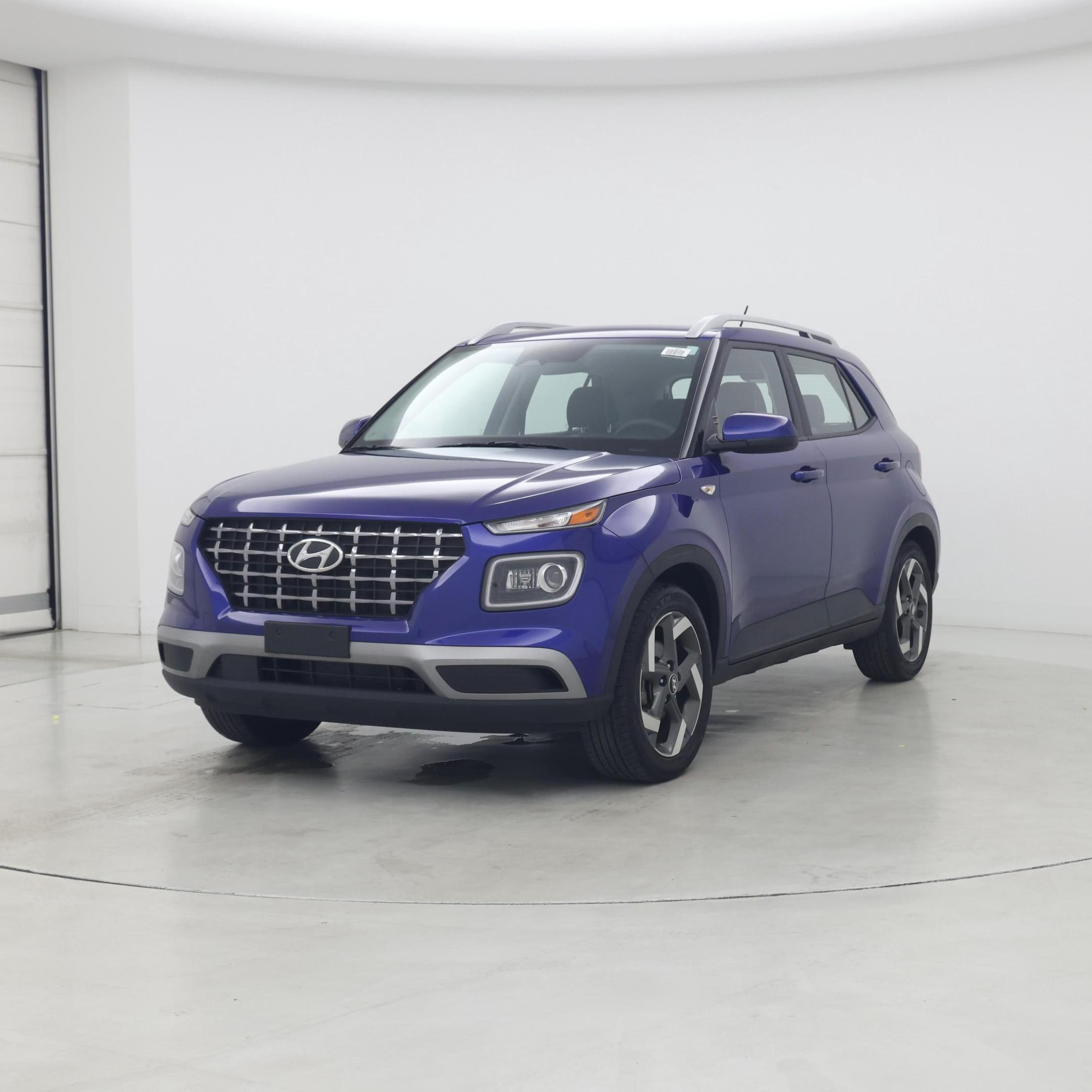 Thumbnail: 2023 Hyundai Venue - 4