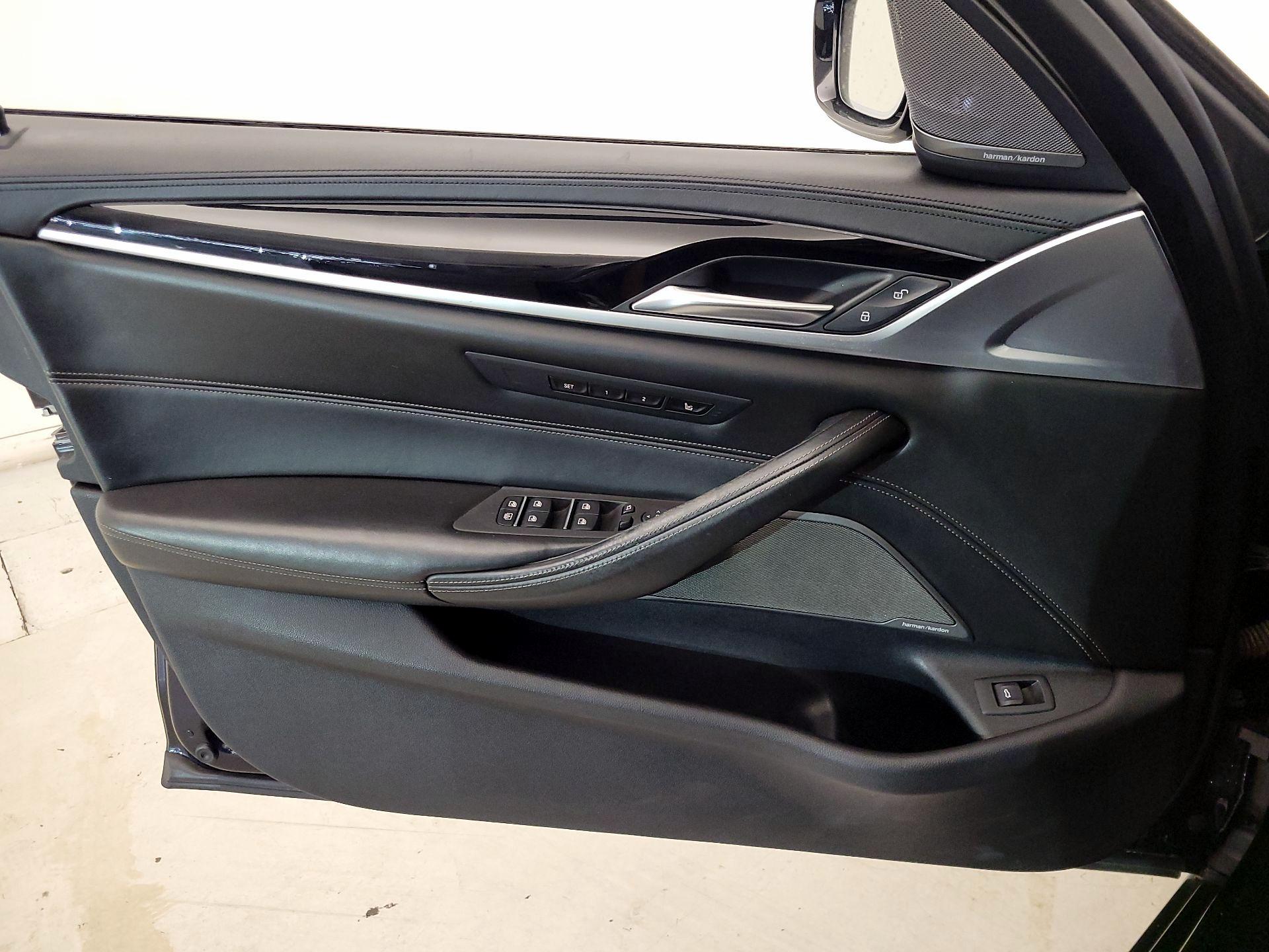 Thumbnail: 2019 BMW 5 Series - 12