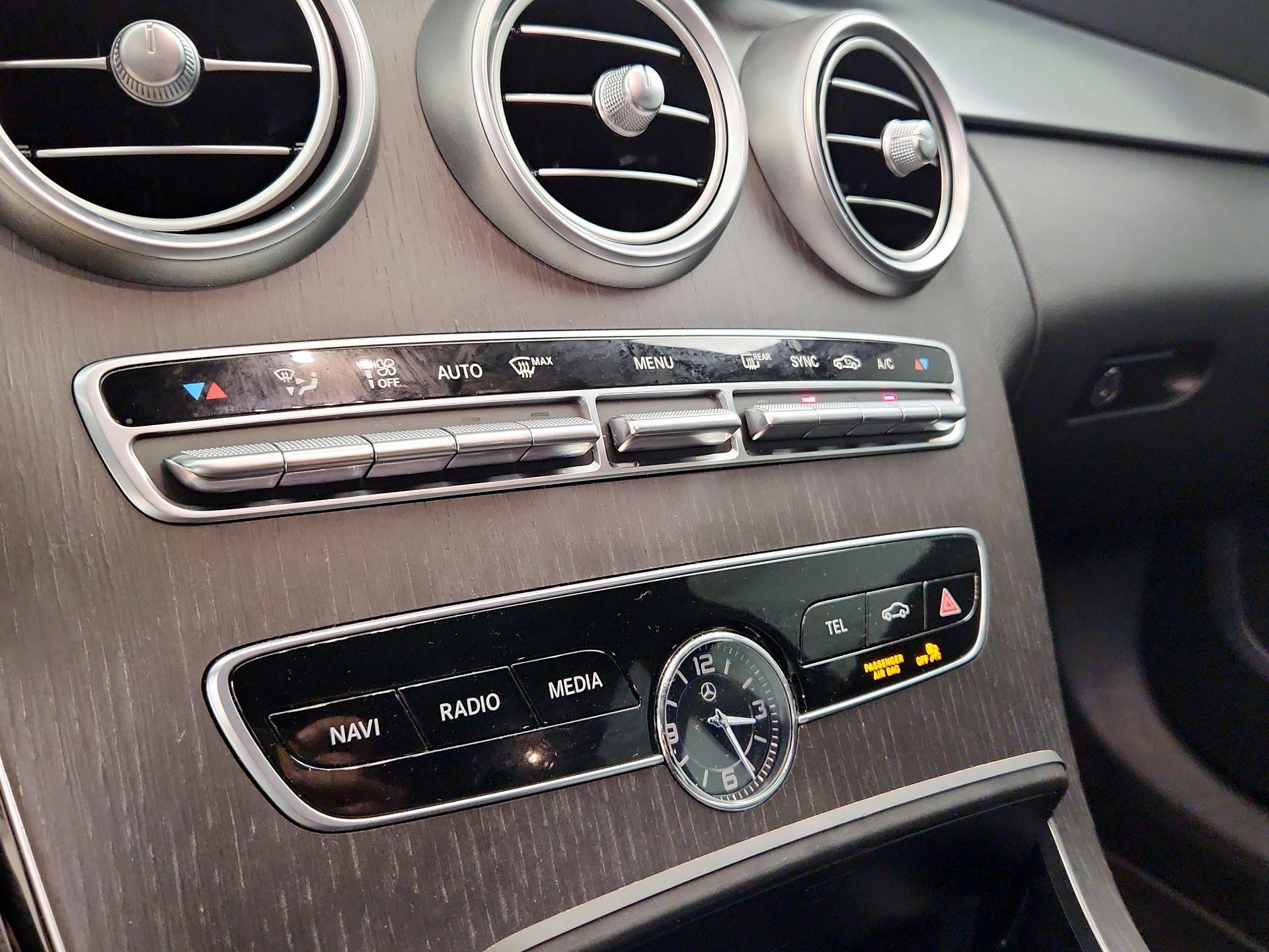 Thumbnail: 2021 Mercedes-Benz C-Class - 17