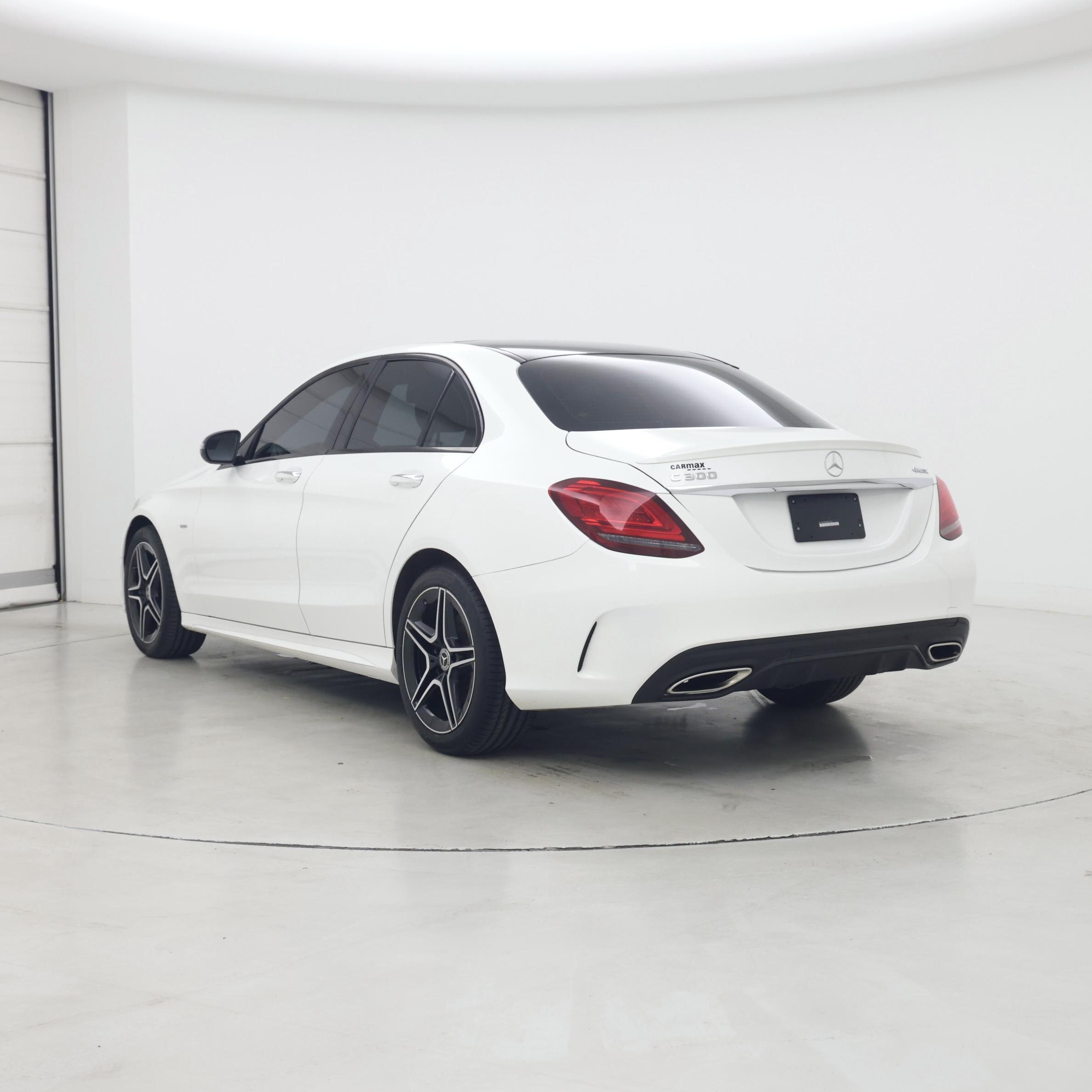 Thumbnail: 2021 Mercedes-Benz C-Class - 2