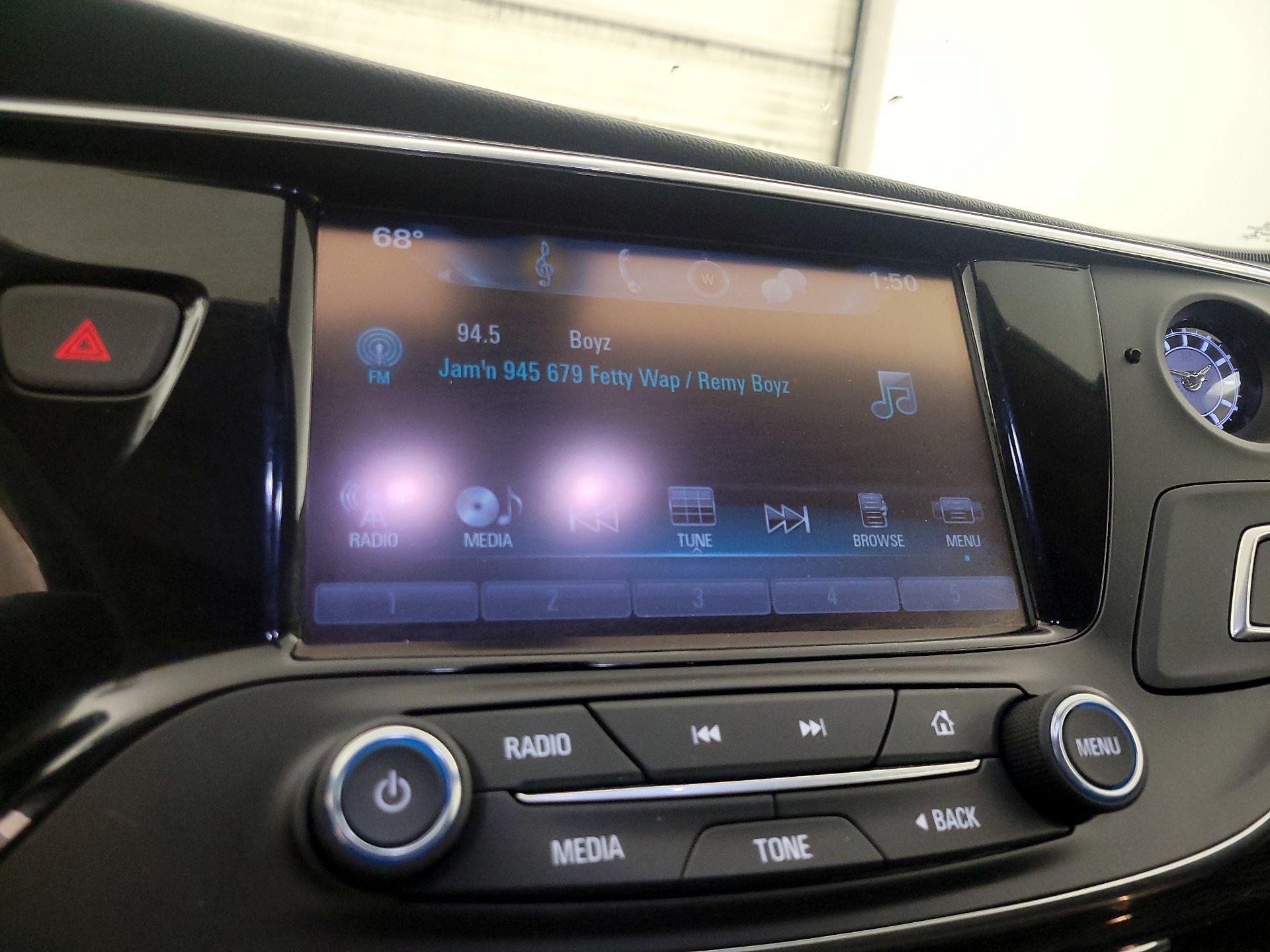 Thumbnail: 2017 Buick Envision - 16