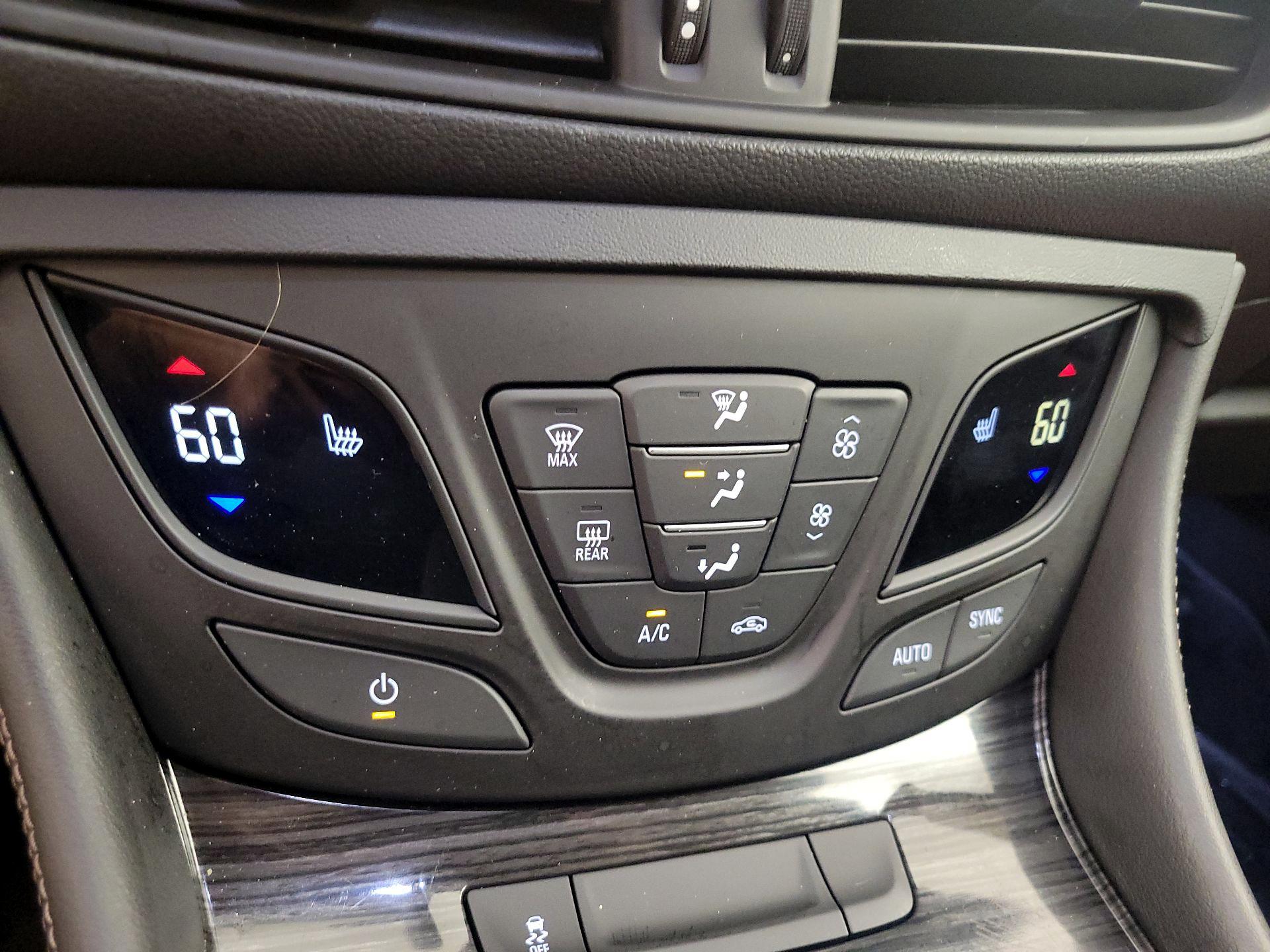 Thumbnail: 2017 Buick Envision - 17
