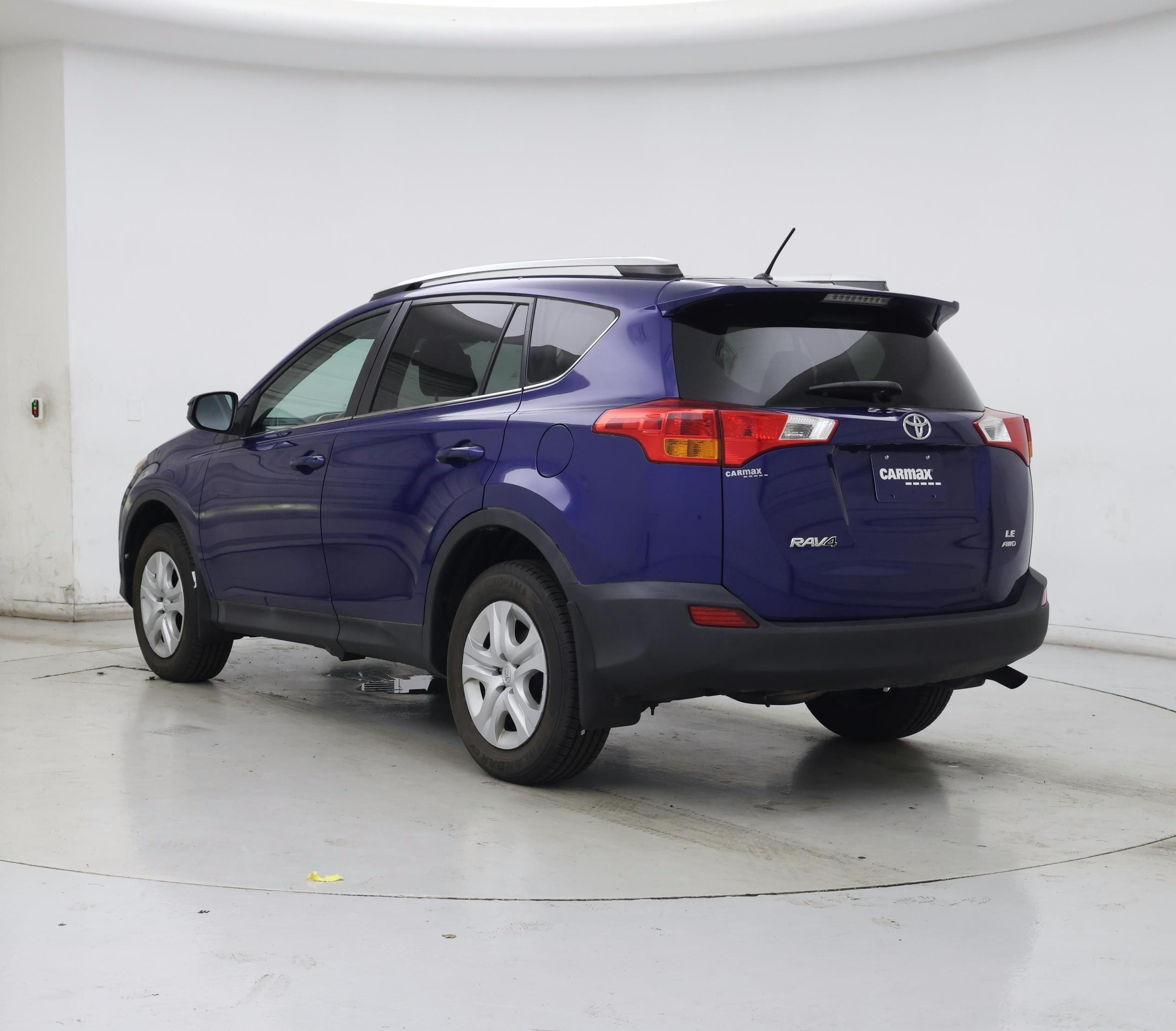 Thumbnail: 2015 Toyota RAV4 - 2