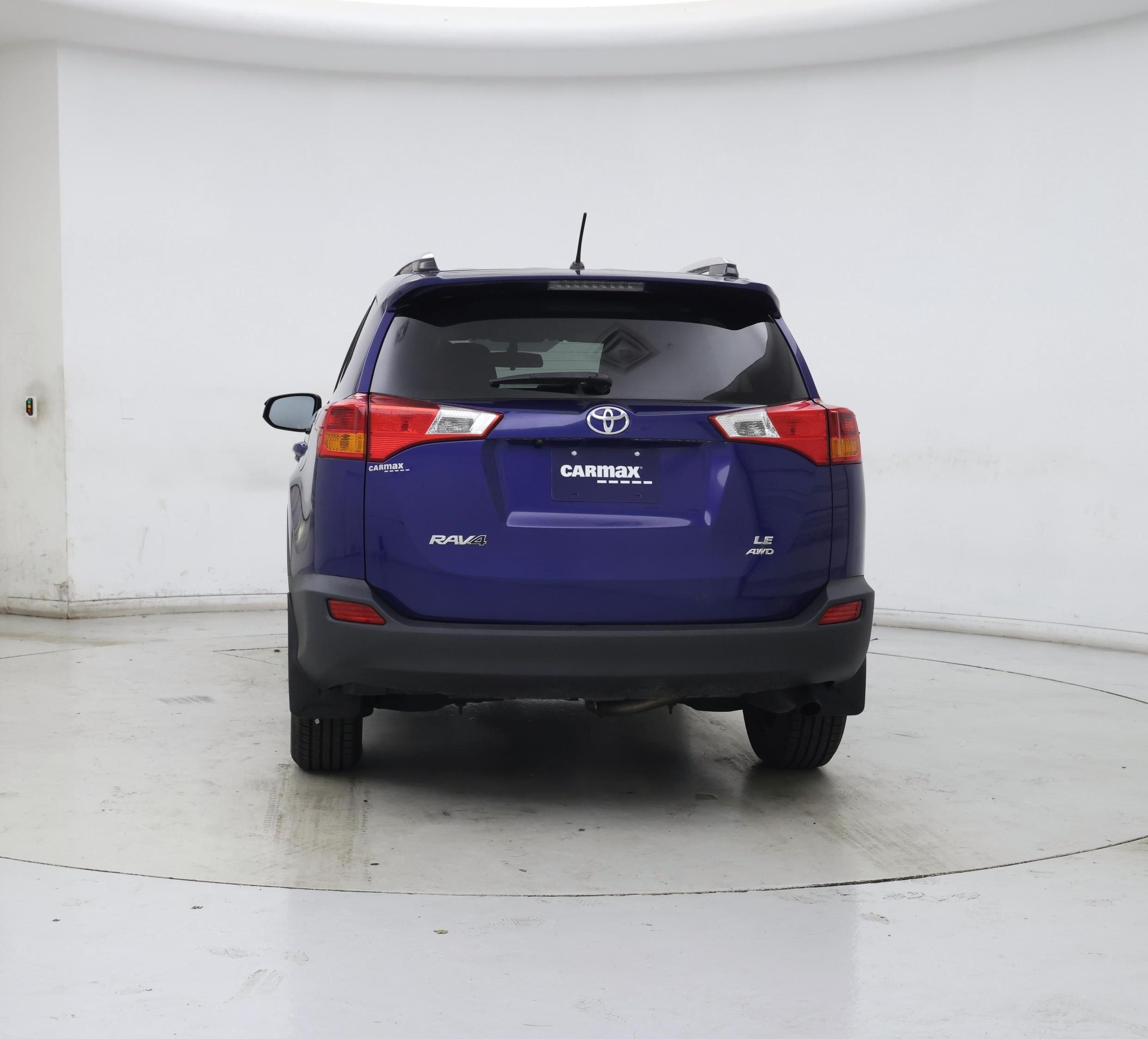 Thumbnail: 2015 Toyota RAV4 - 6