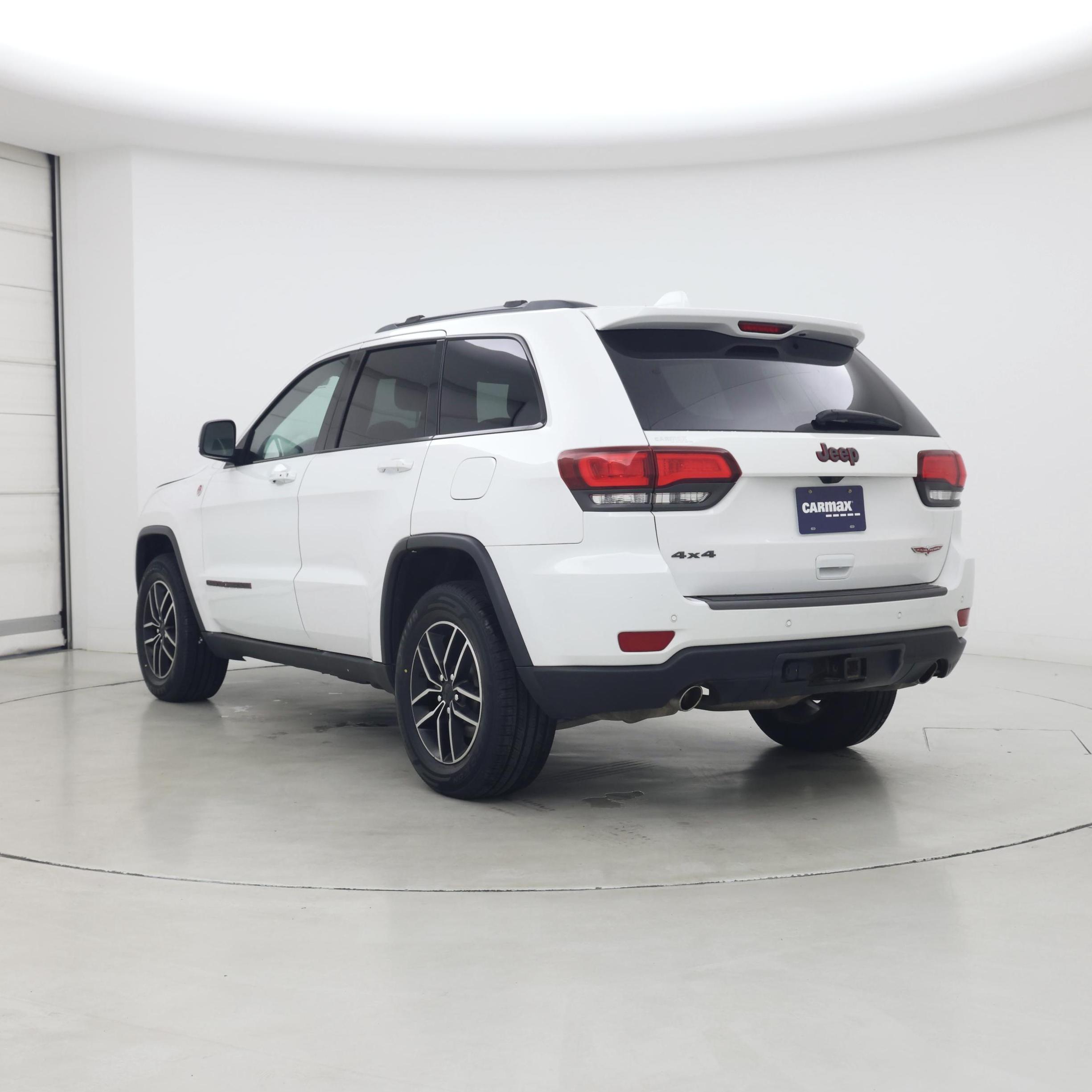 Thumbnail: 2020 Jeep Grand Cherokee - 2
