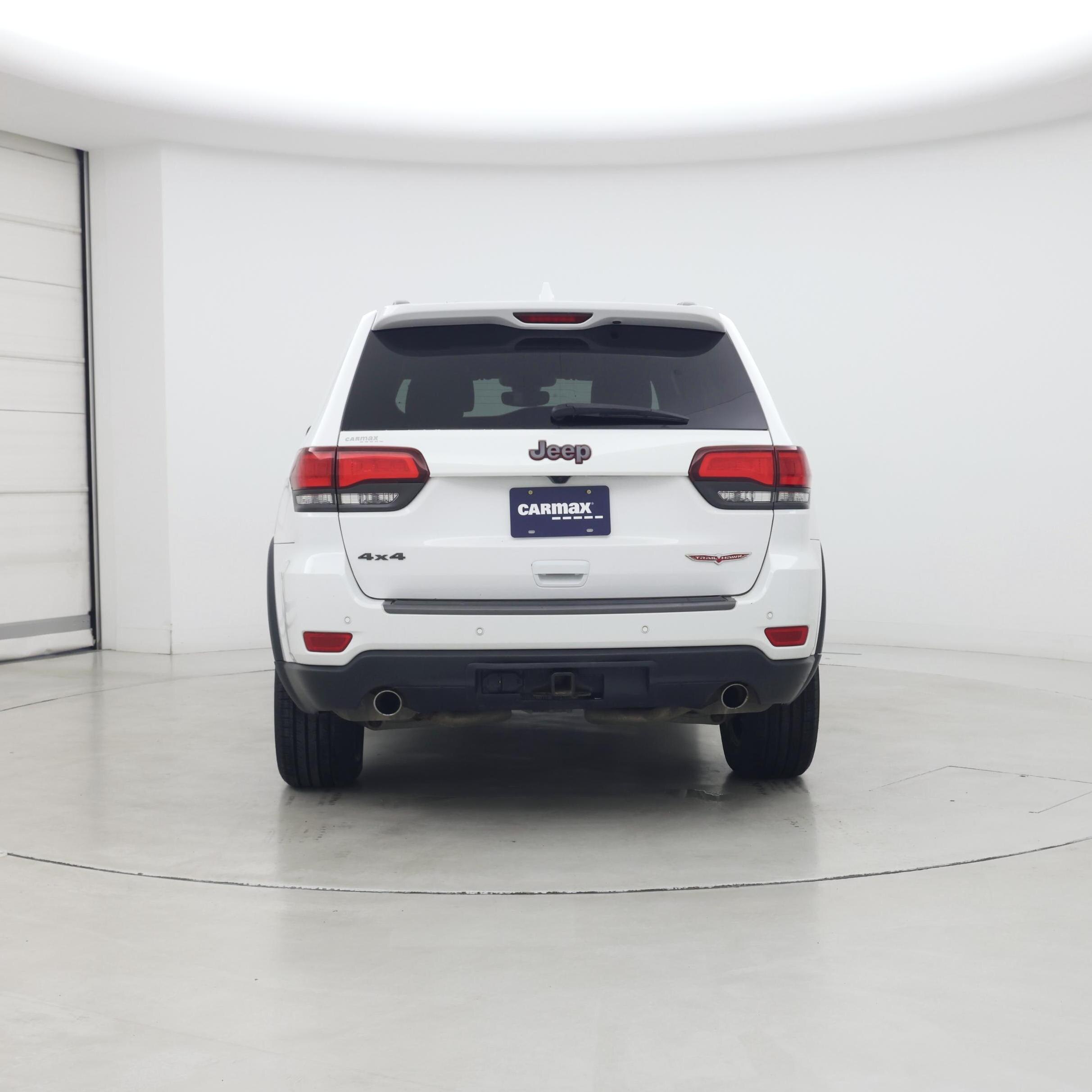 Thumbnail: 2020 Jeep Grand Cherokee - 6