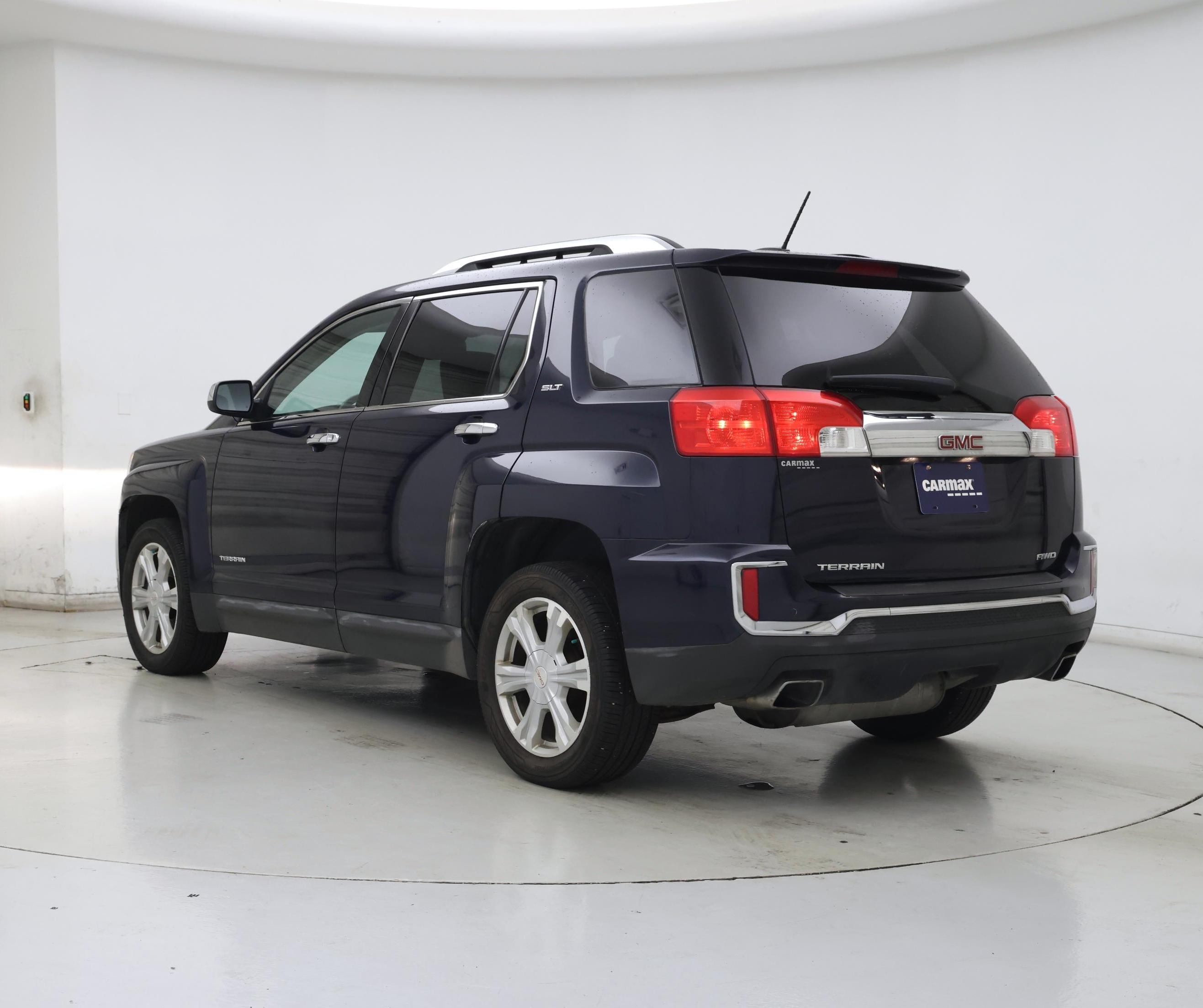 Thumbnail: 2017 GMC Terrain - 2