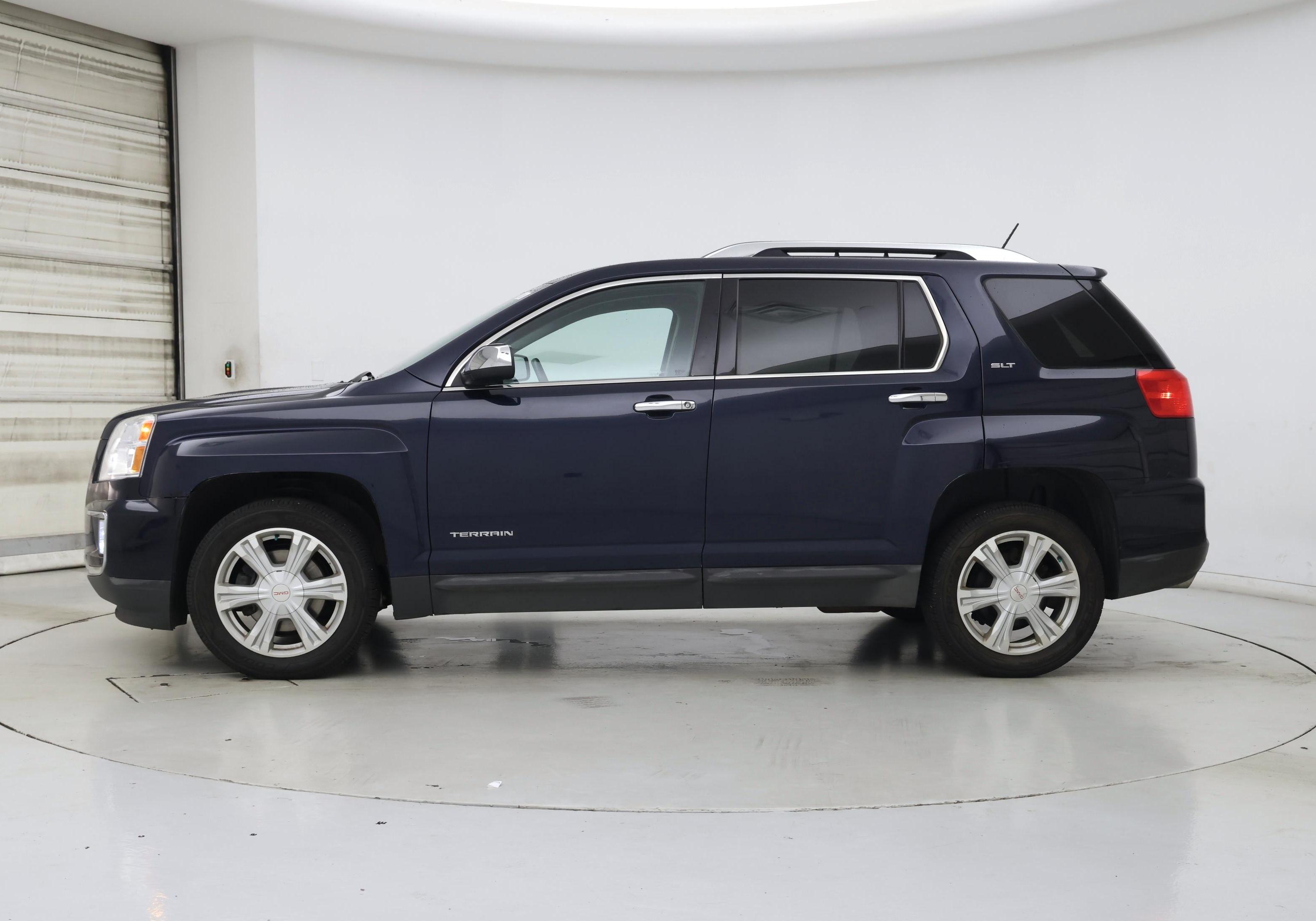 Thumbnail: 2017 GMC Terrain - 3
