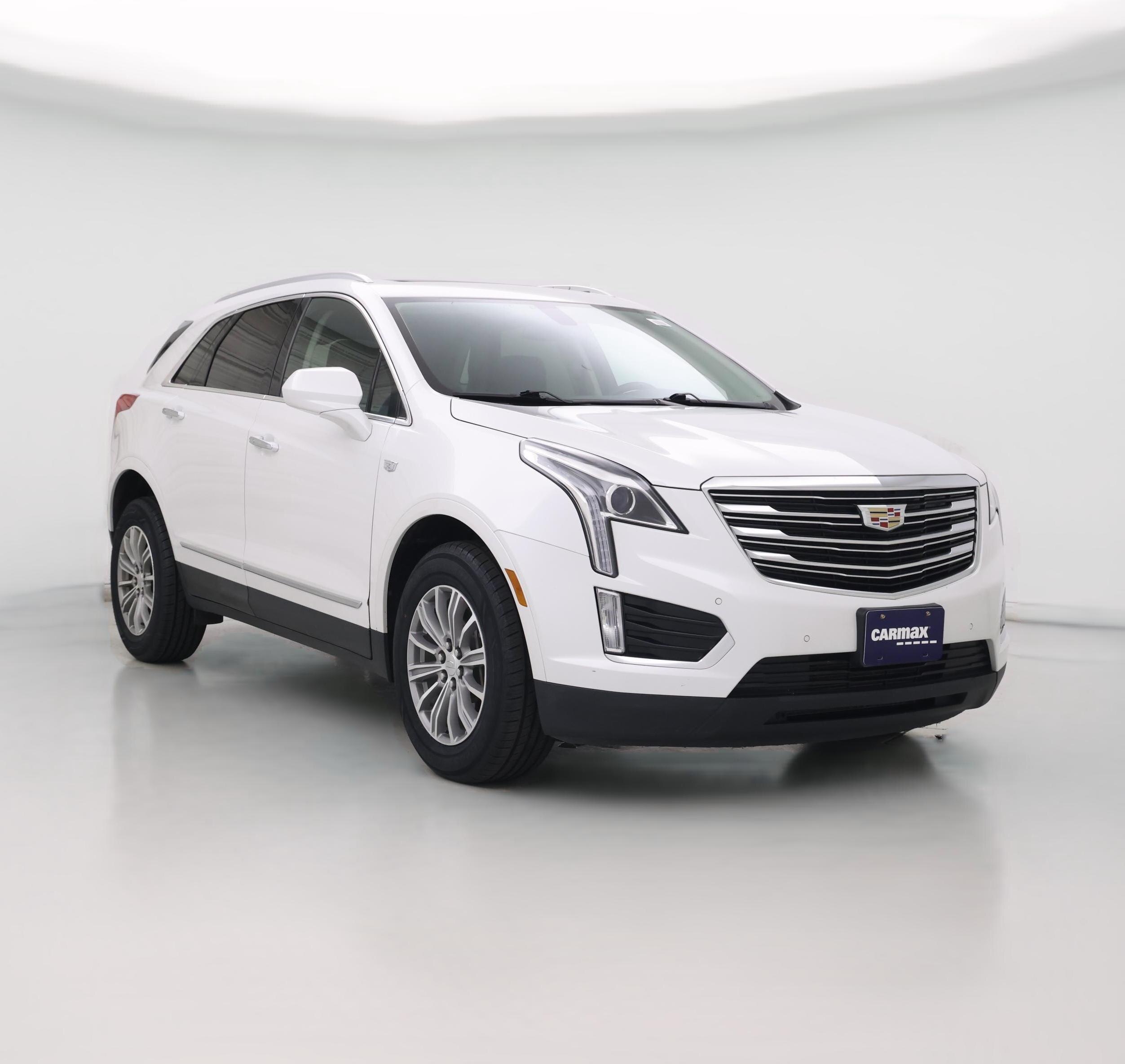 Thumbnail: 2017 Cadillac XT5 - 1