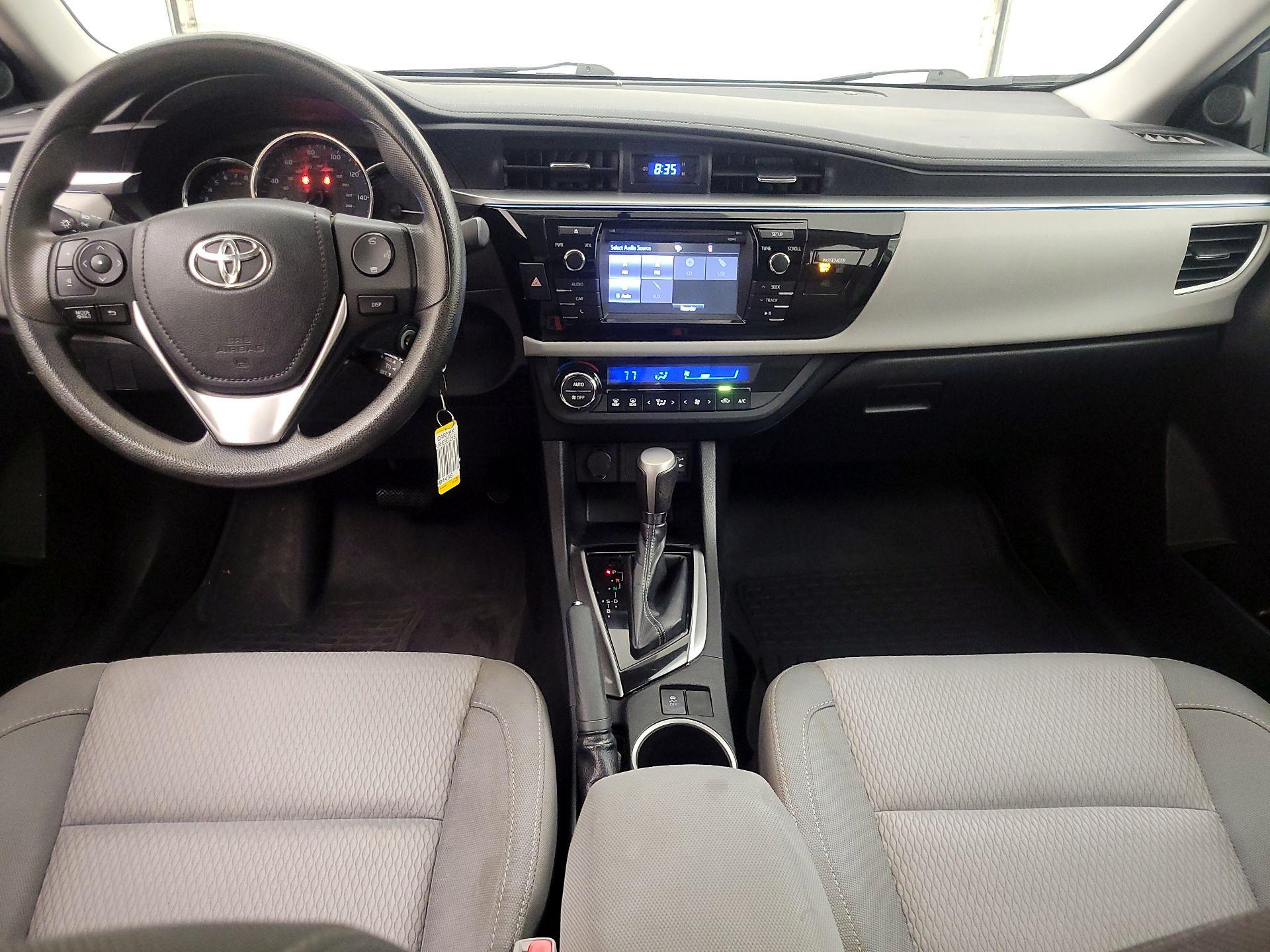Thumbnail: 2014 Toyota Corolla - 9