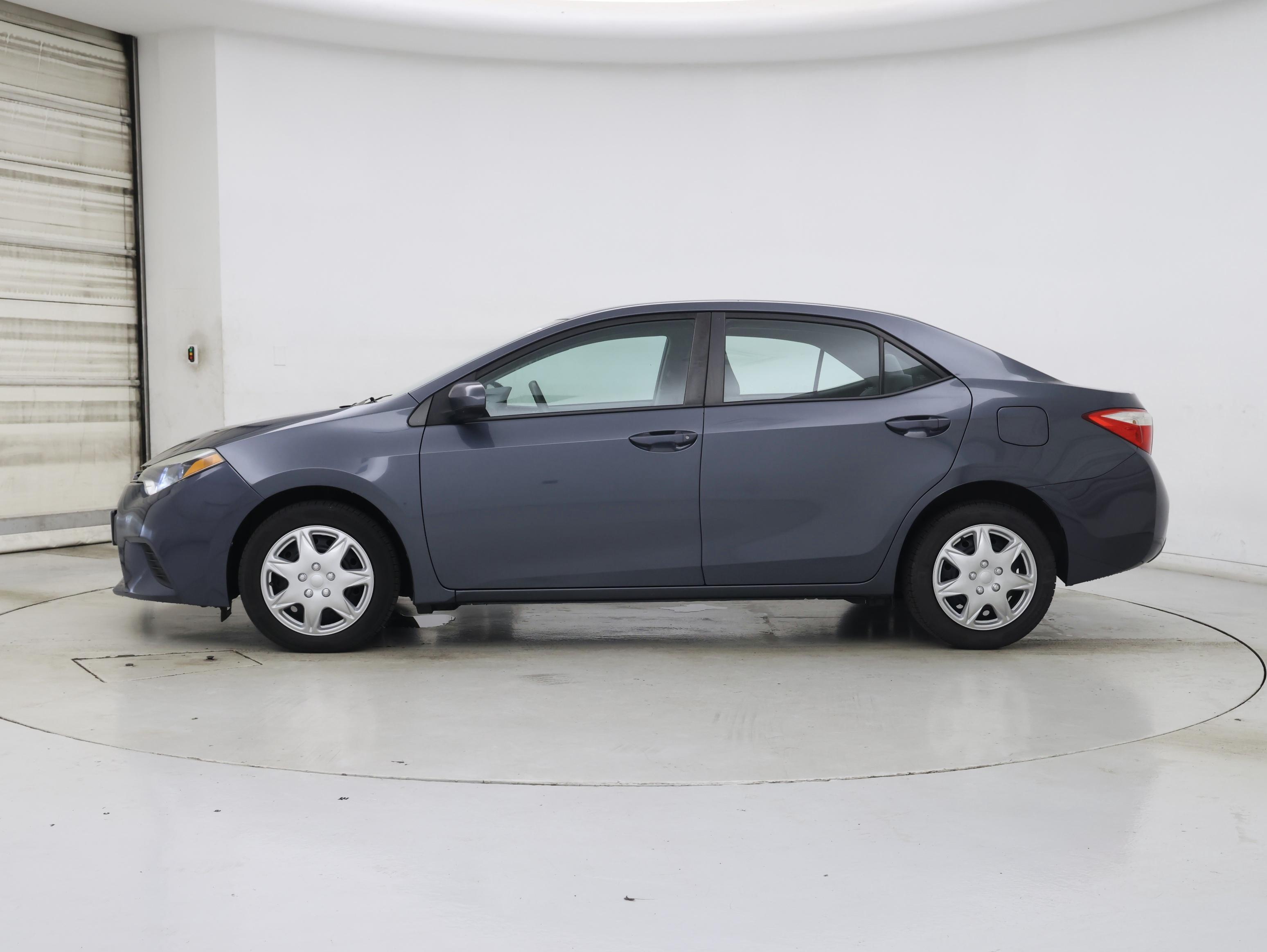 Thumbnail: 2014 Toyota Corolla - 3