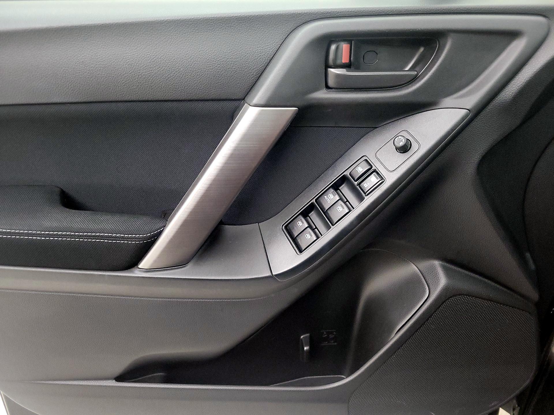 Thumbnail: 2014 Subaru Forester - 12