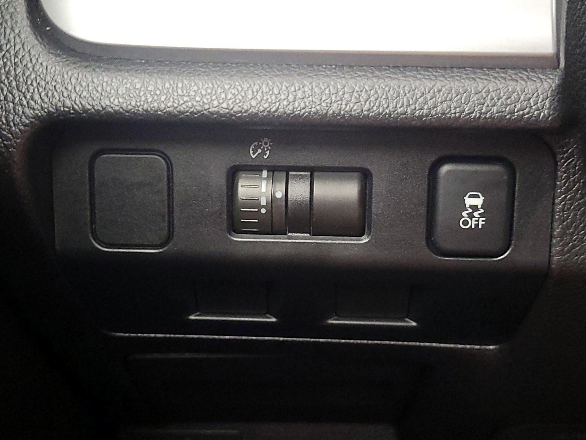 Thumbnail: 2014 Subaru Forester - 13