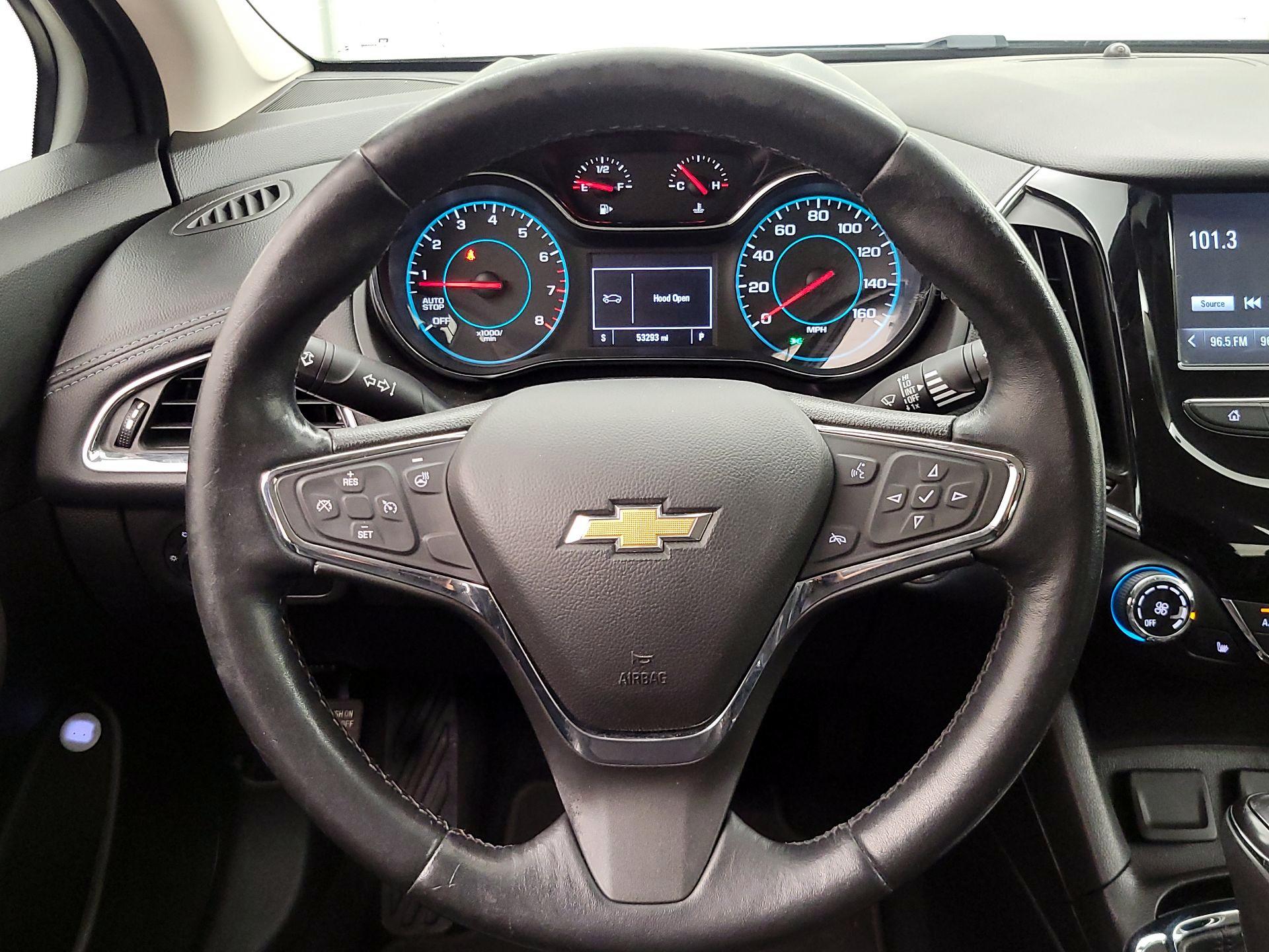 Thumbnail: 2017 Chevrolet Cruze - 10