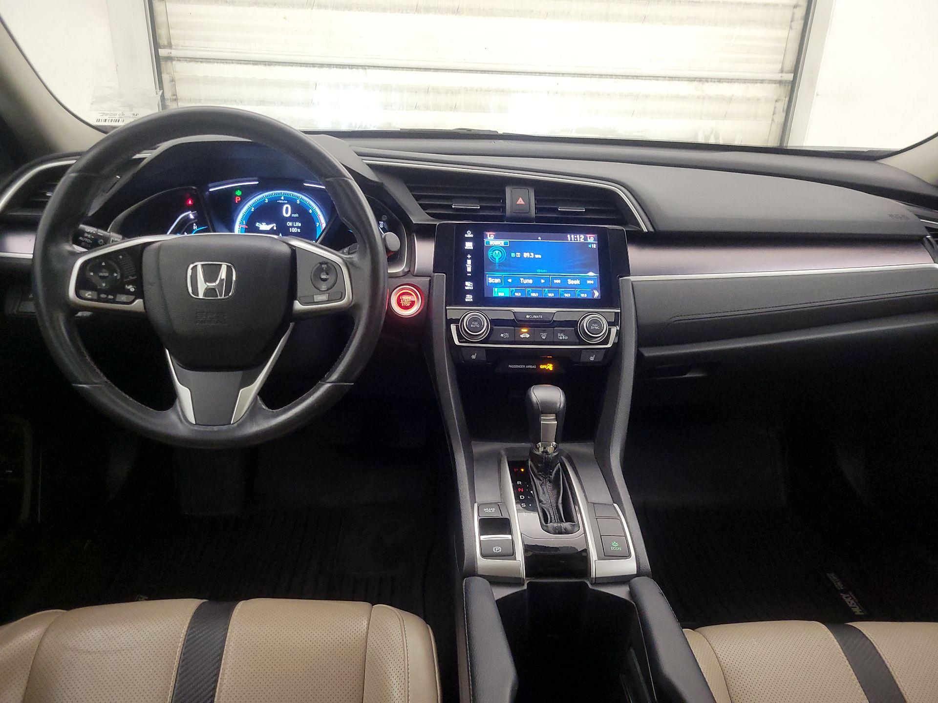 Thumbnail: 2017 Honda Civic - 9