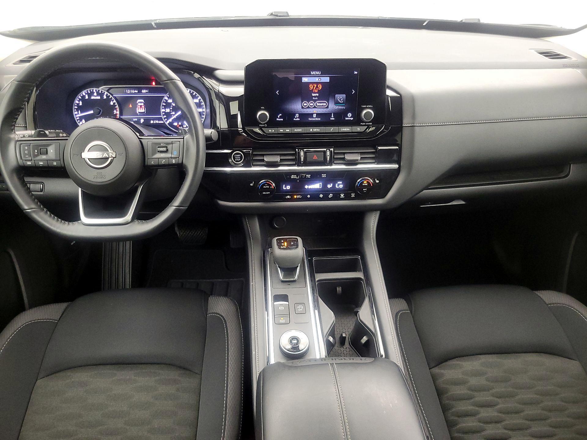 Thumbnail: 2023 Nissan Pathfinder - 9