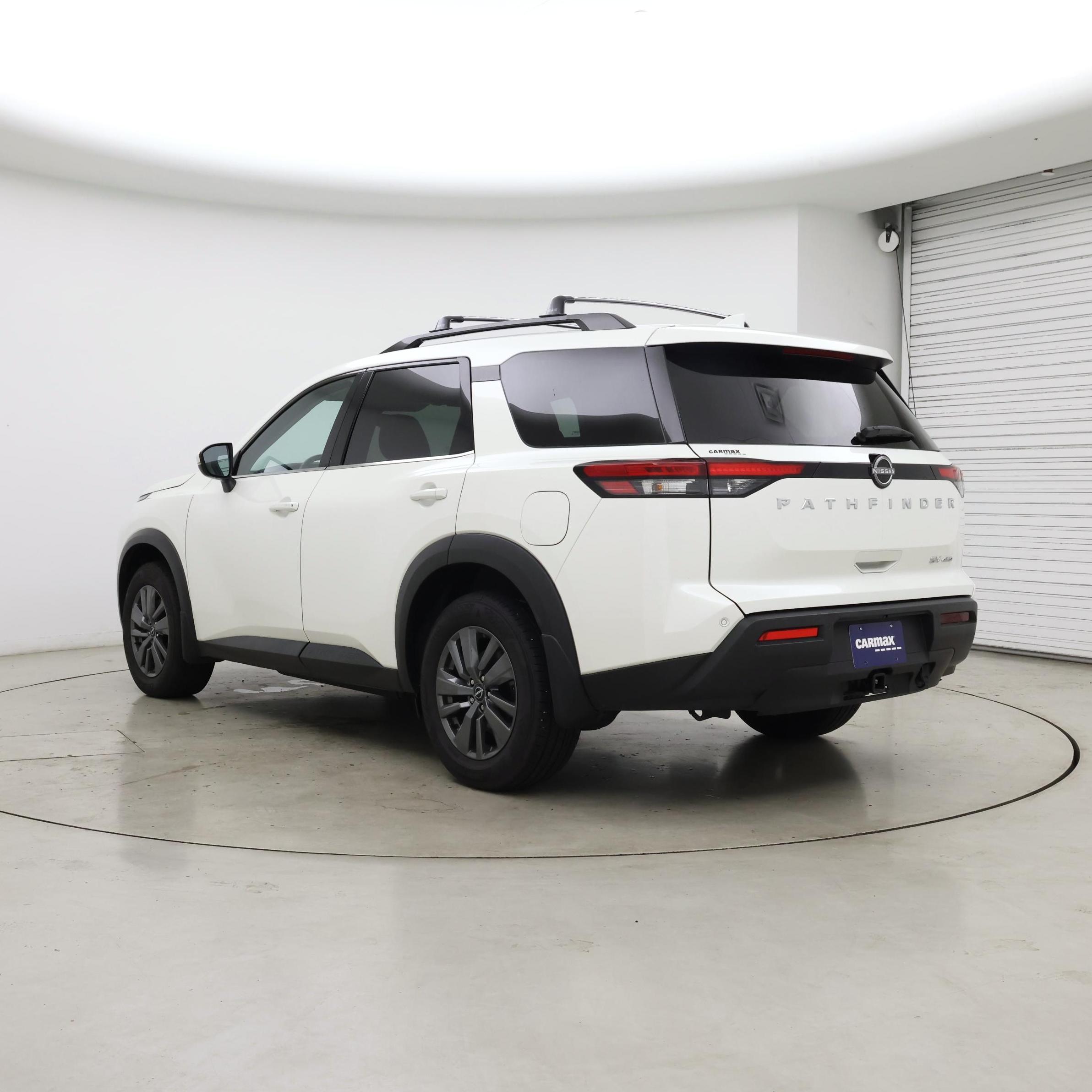 Thumbnail: 2023 Nissan Pathfinder - 2