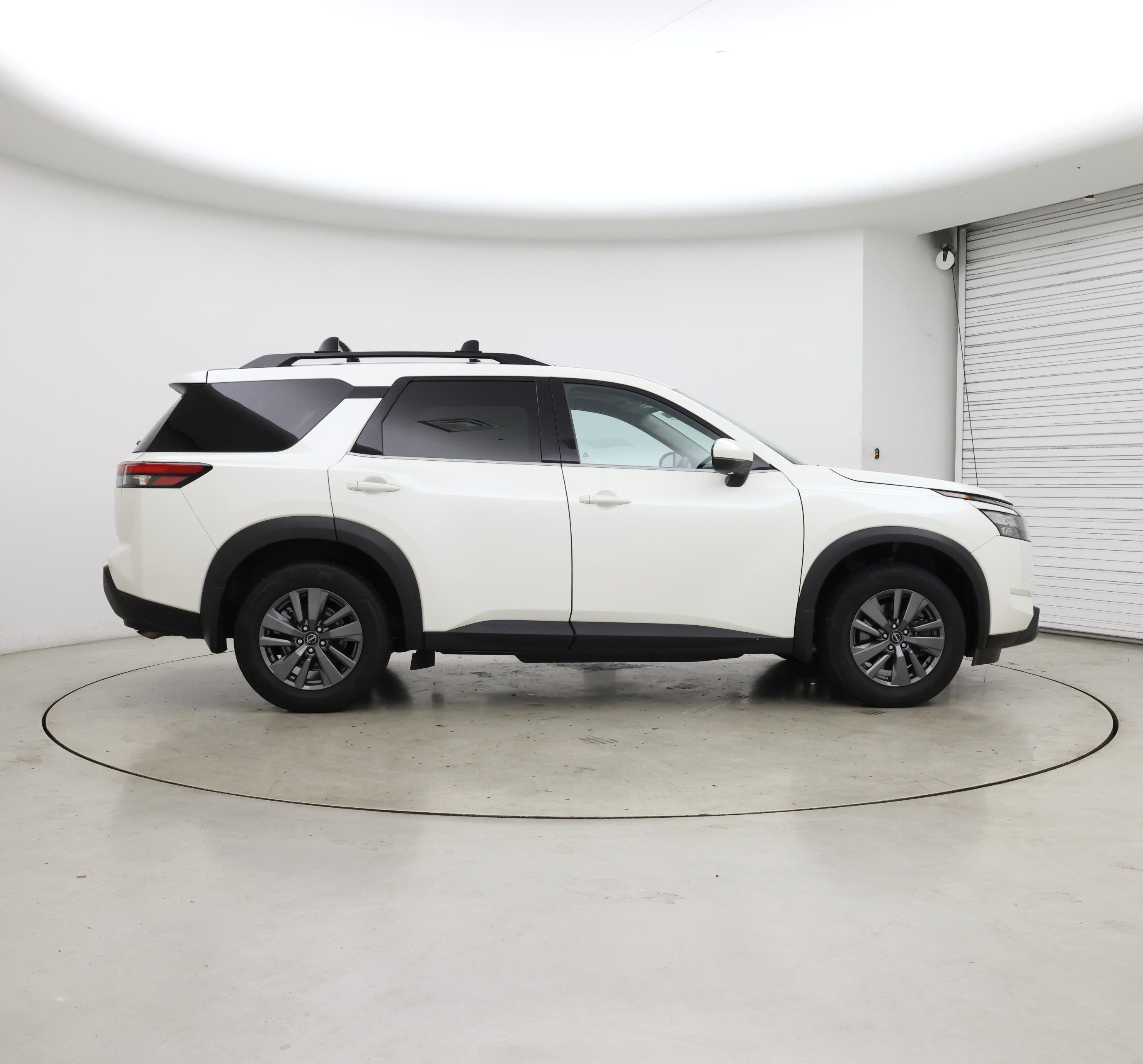 Thumbnail: 2023 Nissan Pathfinder - 7