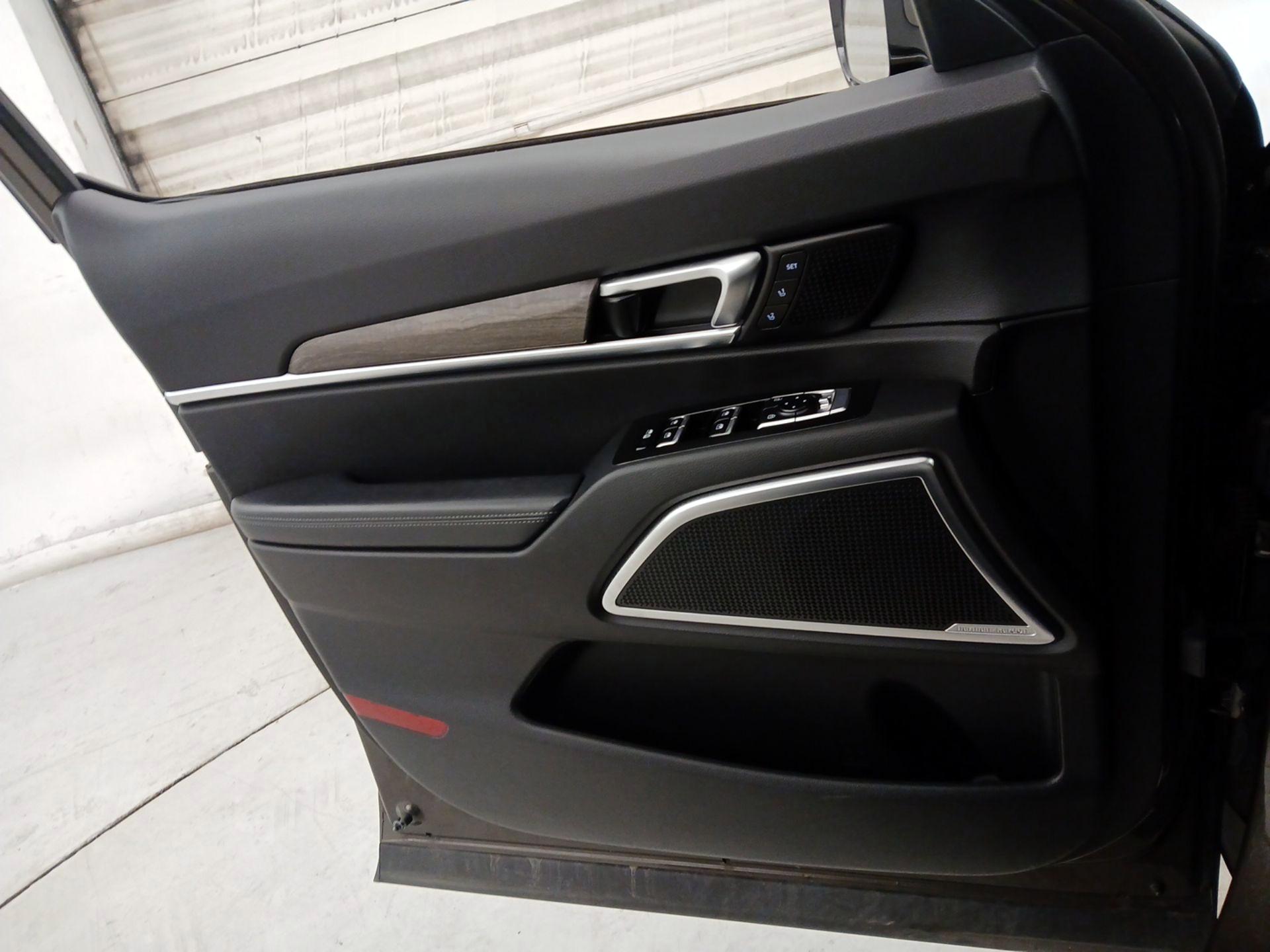 Thumbnail: 2020 Kia Telluride - 12