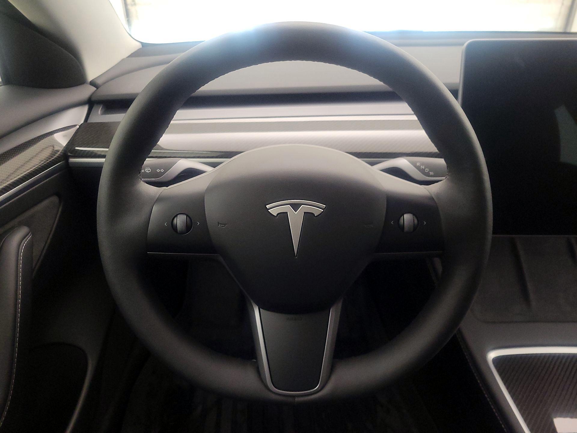 Thumbnail: 2023 Tesla Model 3 - 10