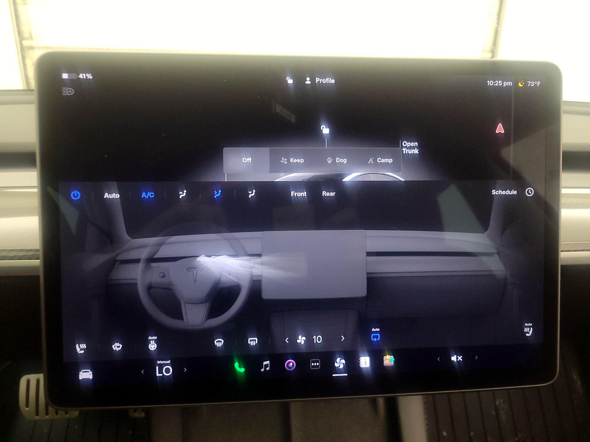 Thumbnail: 2023 Tesla Model 3 - 16