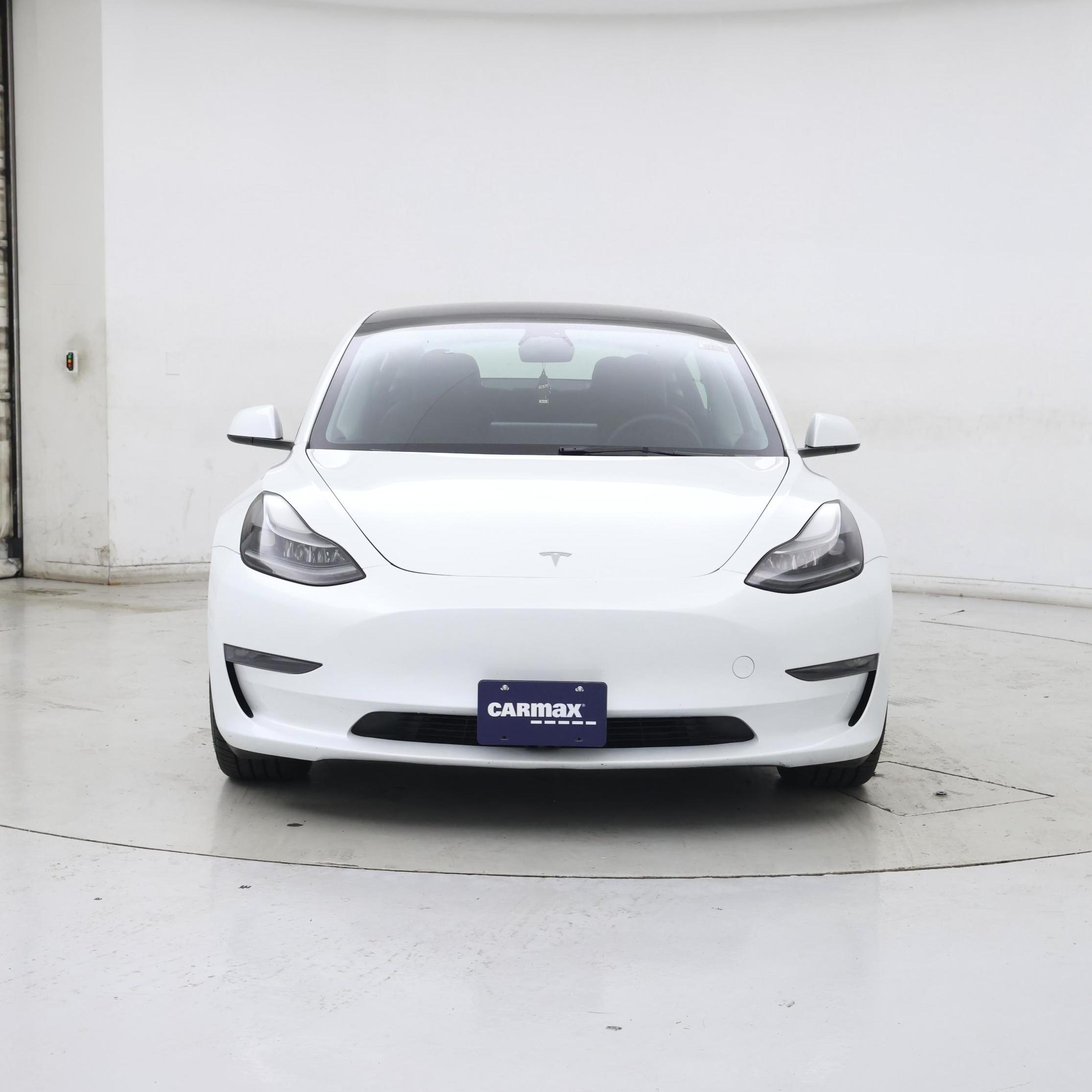 Thumbnail: 2023 Tesla Model 3 - 5