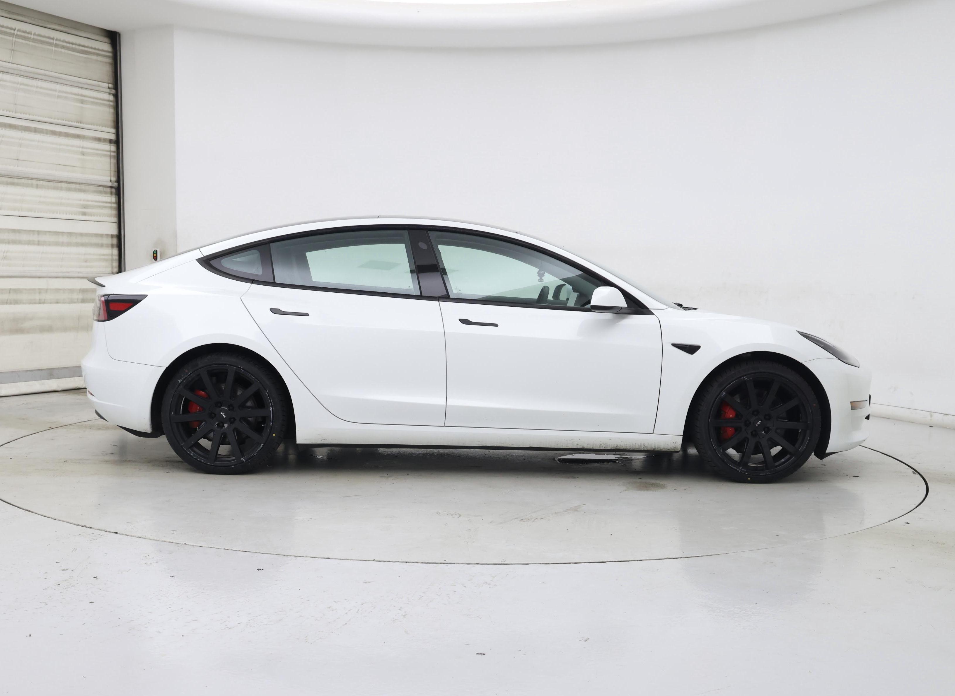 Thumbnail: 2023 Tesla Model 3 - 7