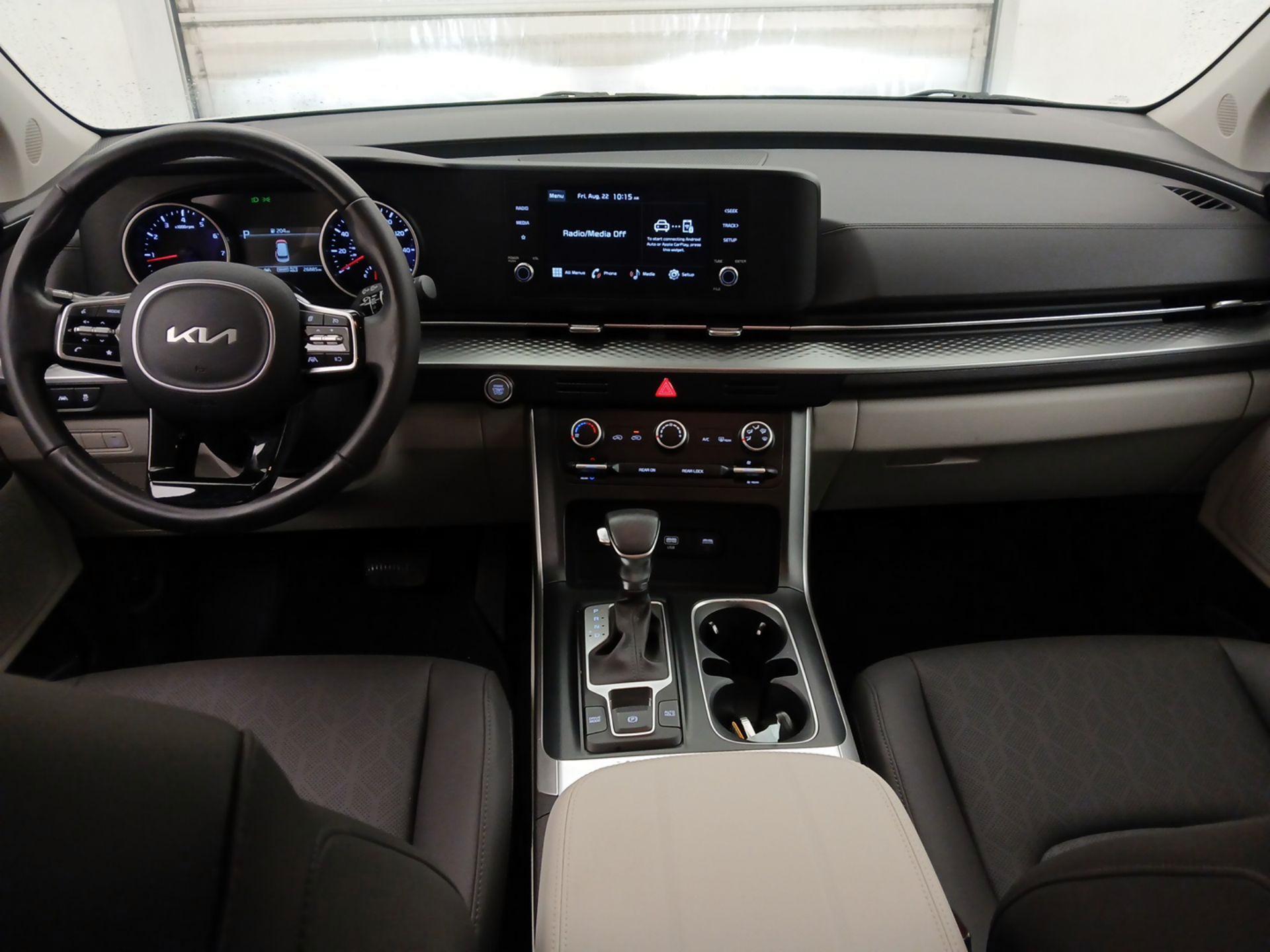 Thumbnail: 2024 Kia Carnival - 9