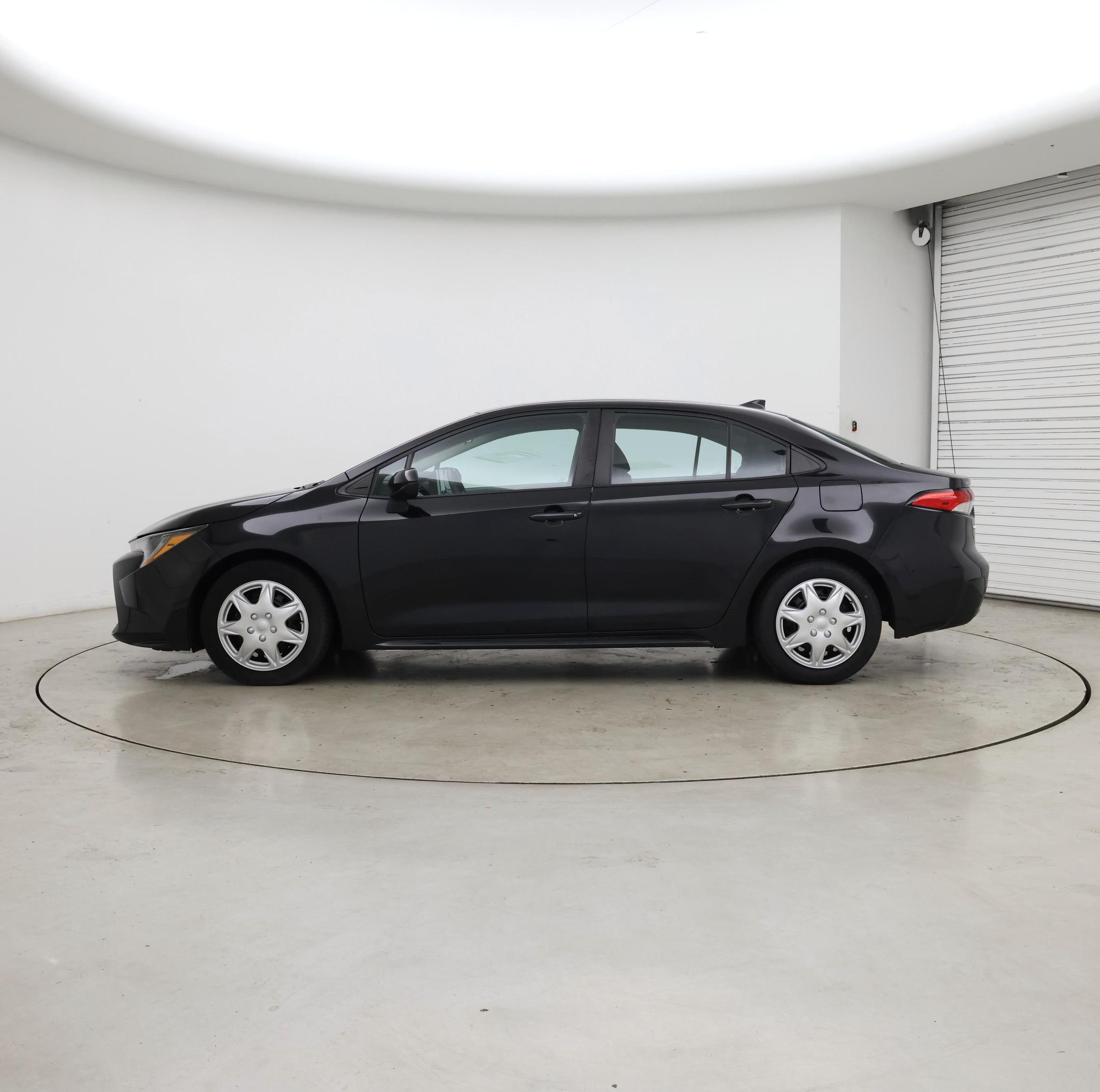 Thumbnail: 2021 Toyota Corolla - 3