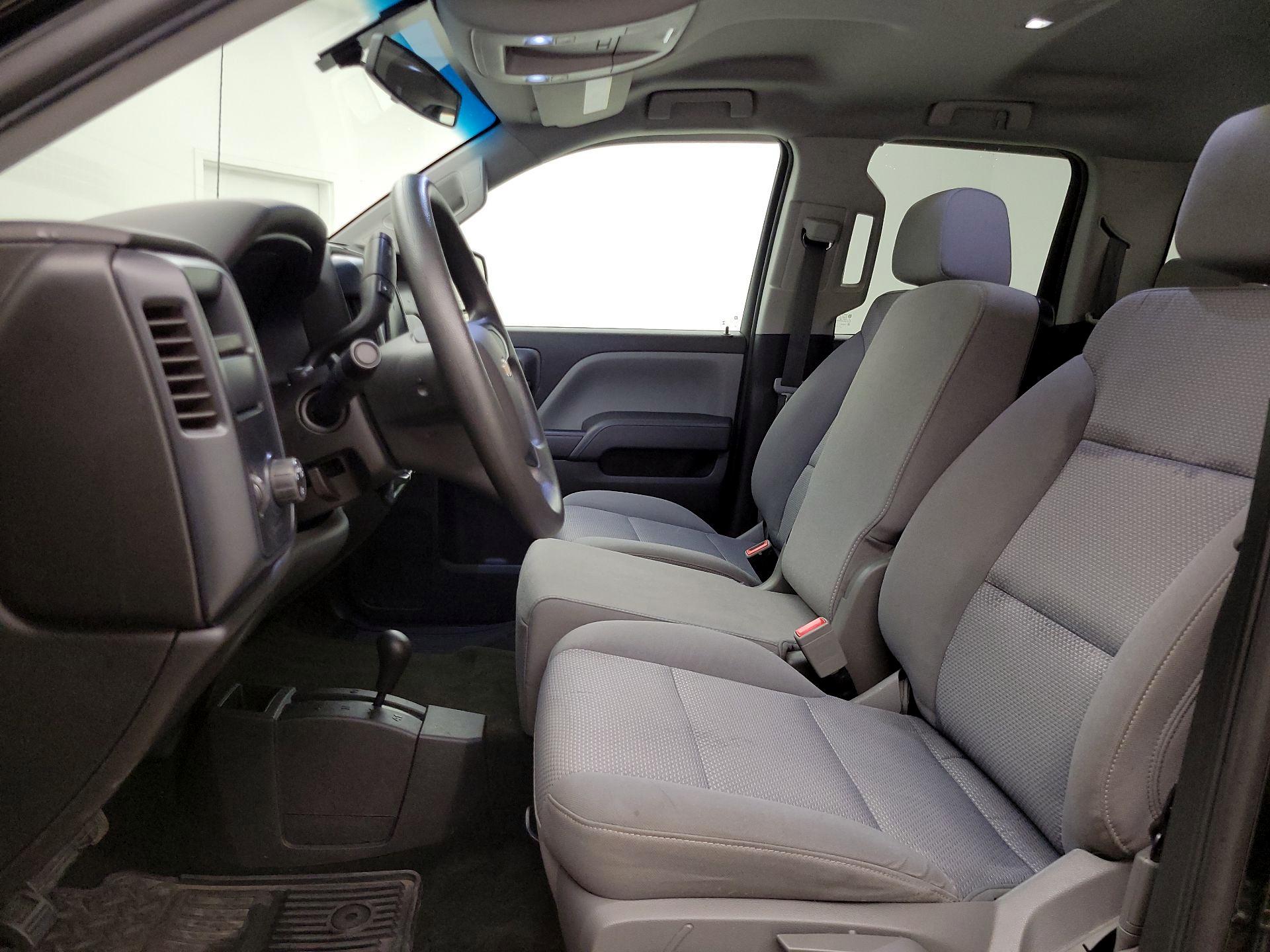 Thumbnail: 2018 Chevrolet Silverado 1500 - 11