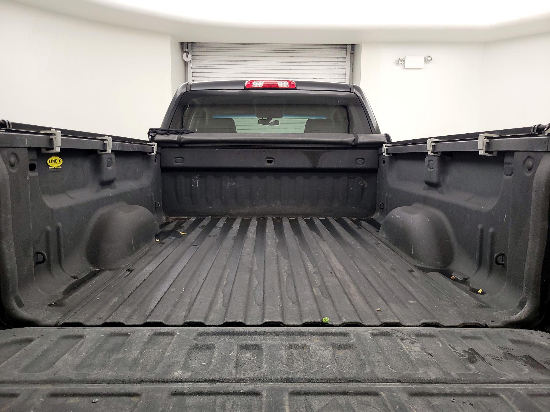 Thumbnail: 2018 Chevrolet Silverado 1500 - 20
