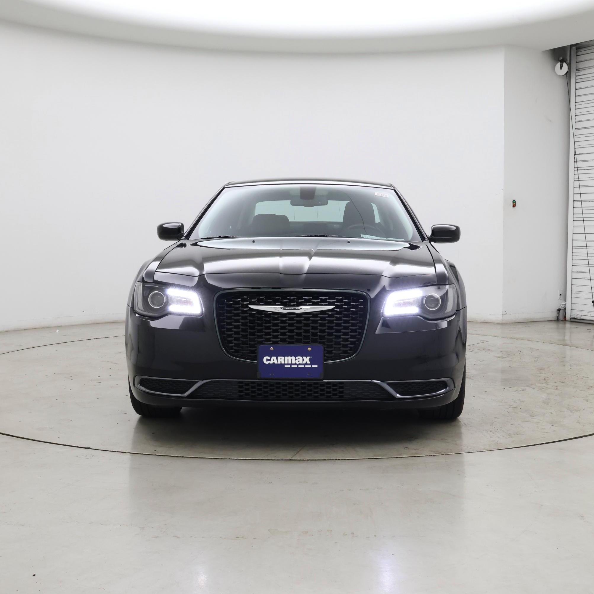 Thumbnail: 2019 Chrysler 300 - 5