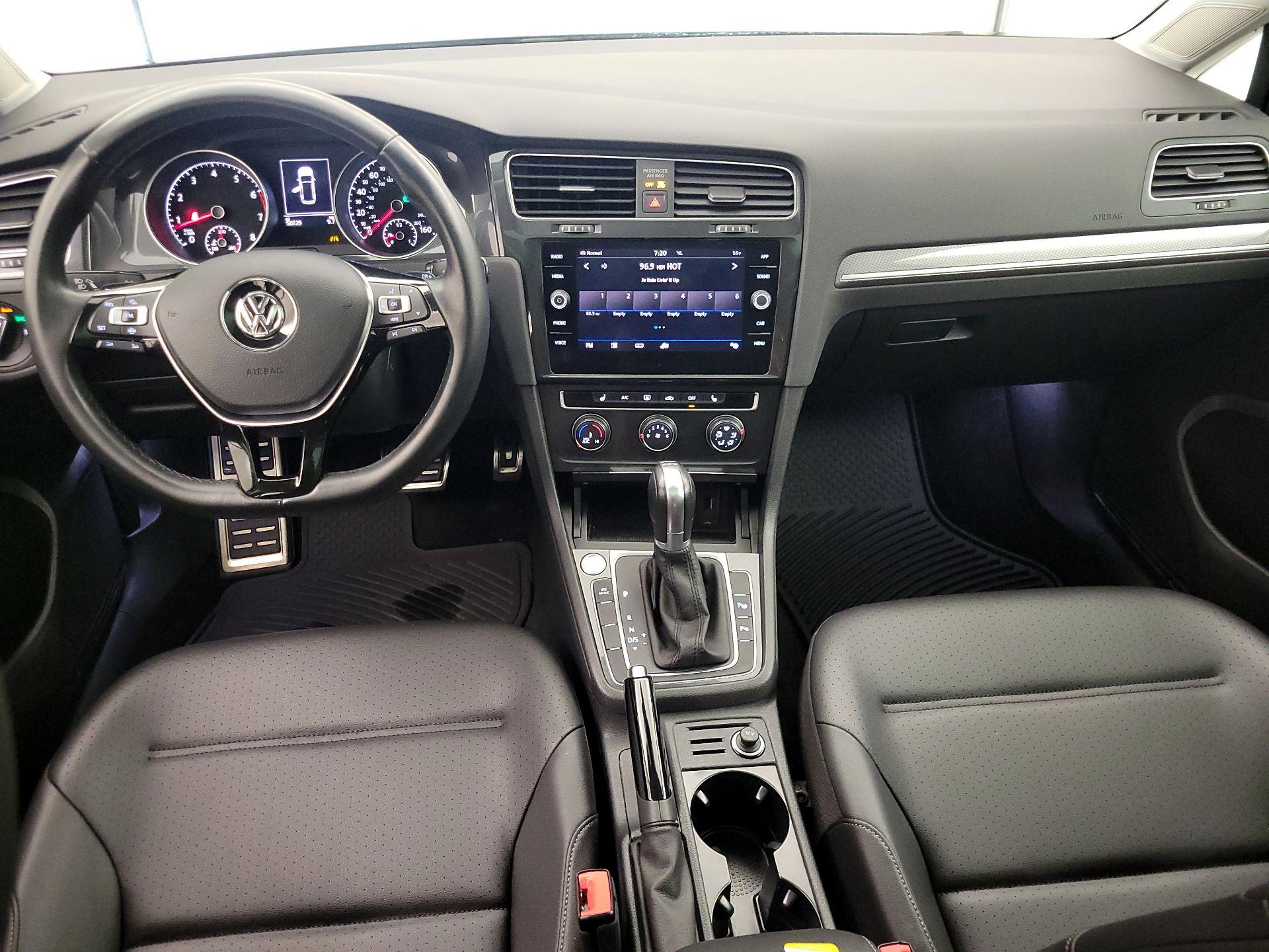 Thumbnail: 2019 Volkswagen Golf - 9