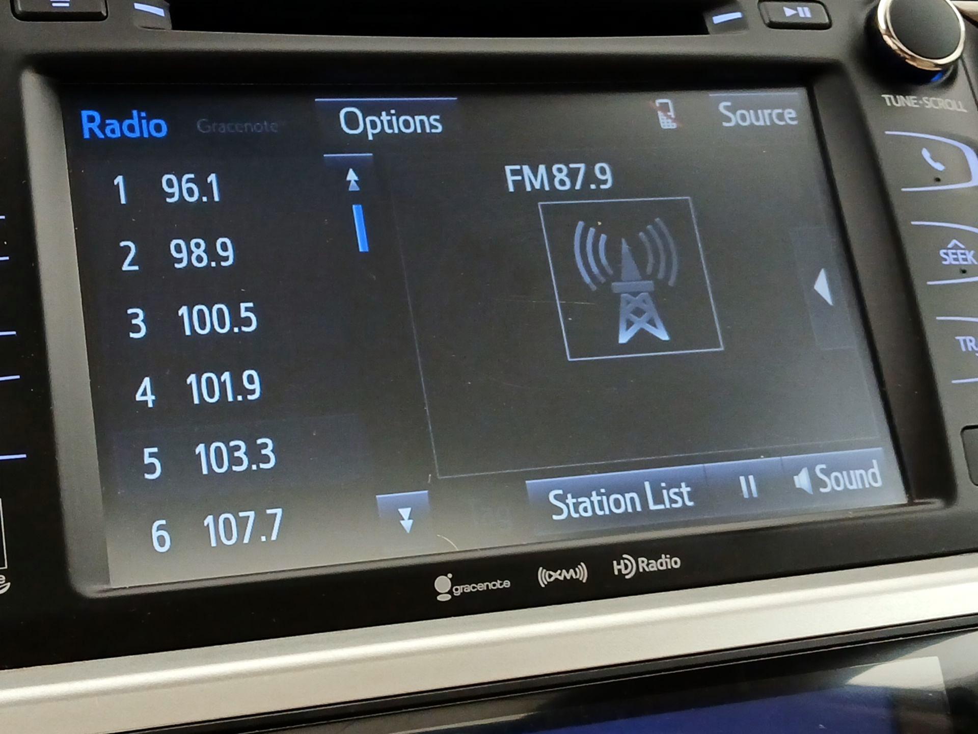 Thumbnail: 2016 Toyota Highlander - 13