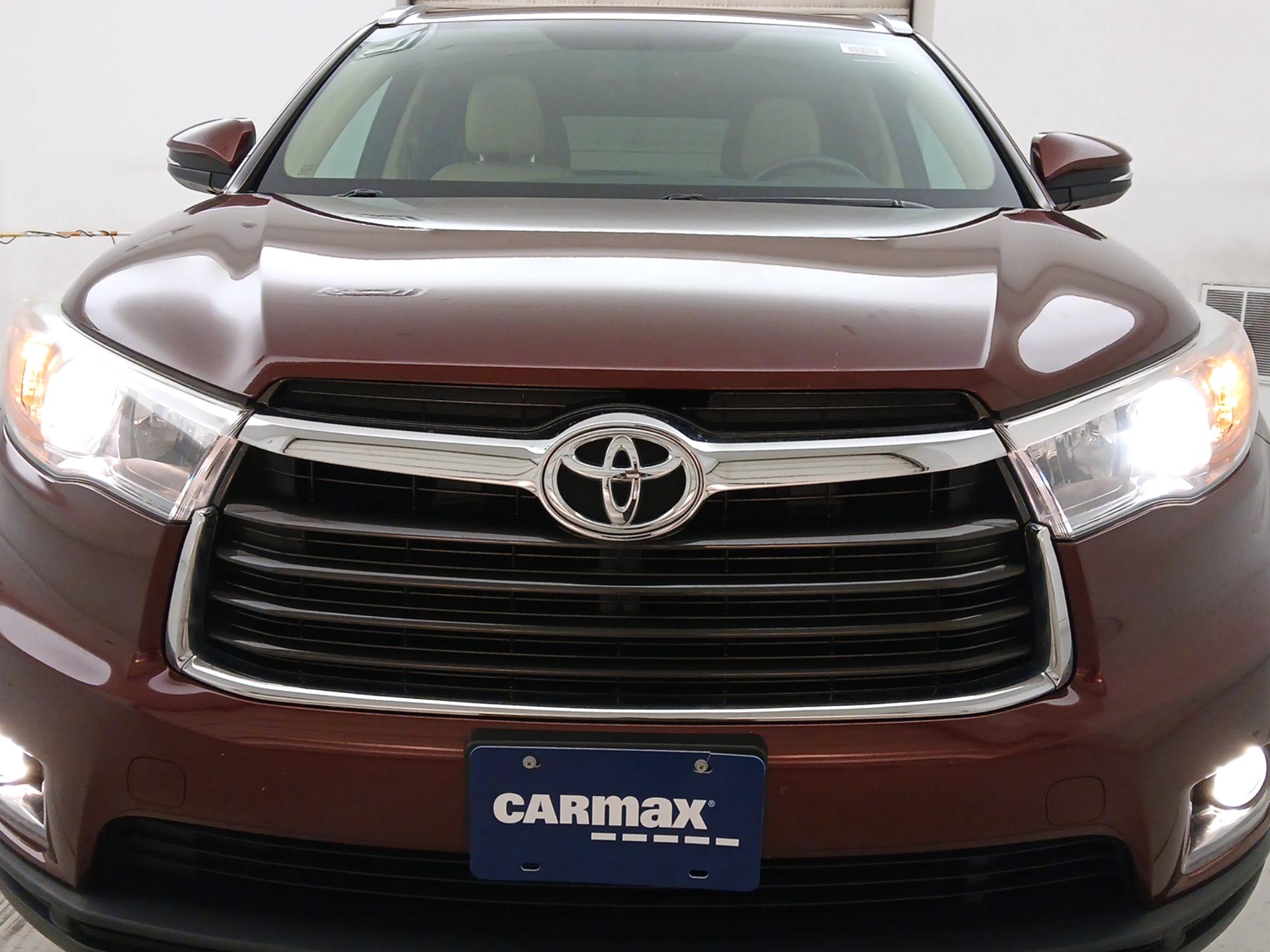 Thumbnail: 2016 Toyota Highlander - 2