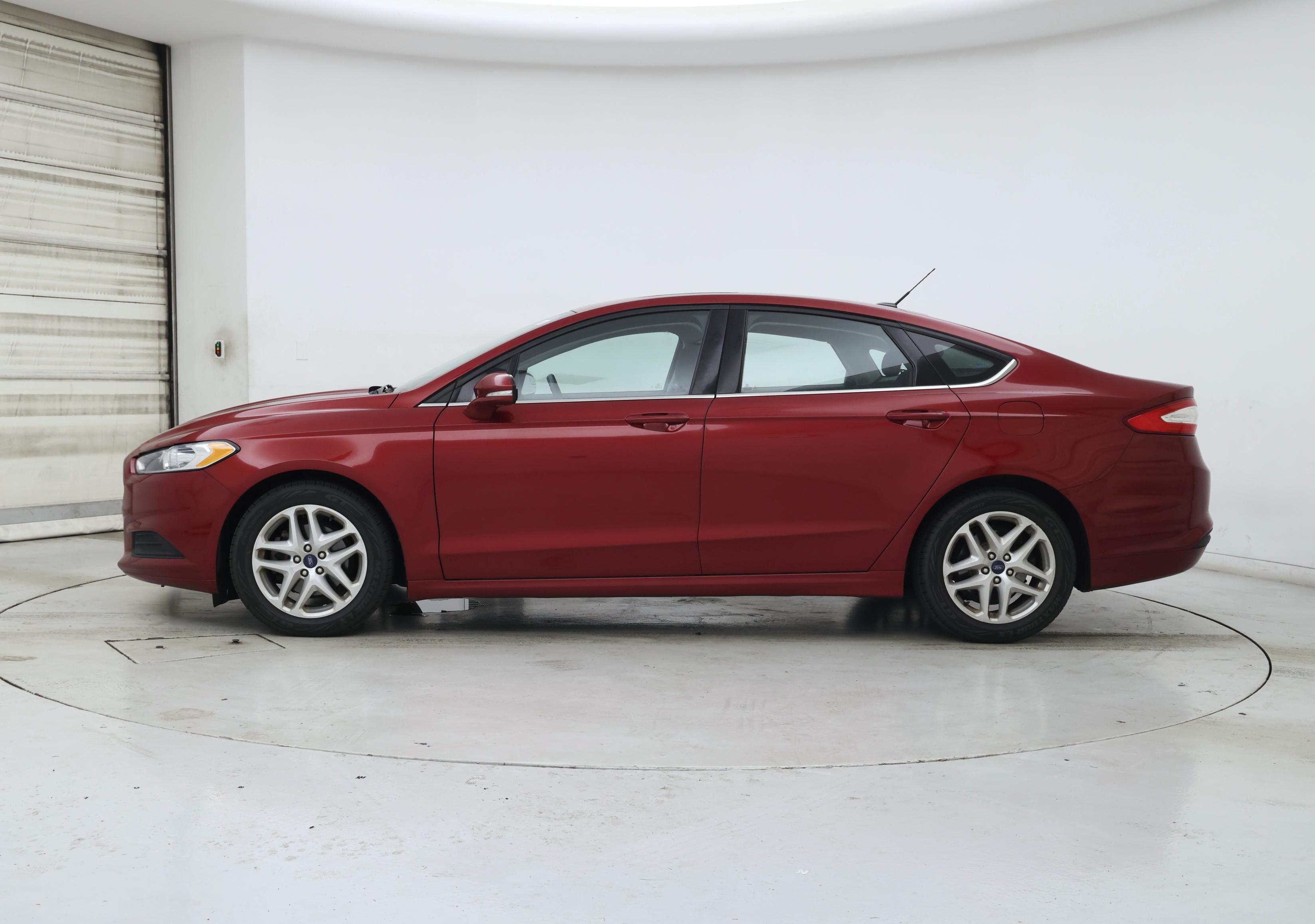 Thumbnail: 2015 Ford Fusion - 3