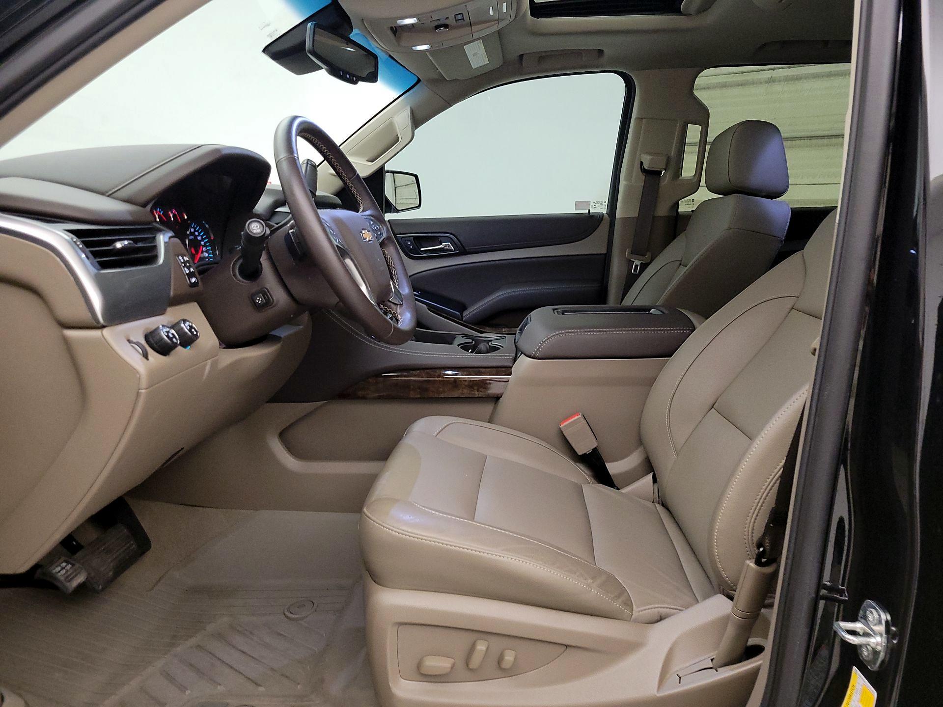 Thumbnail: 2020 Chevrolet Tahoe - 11