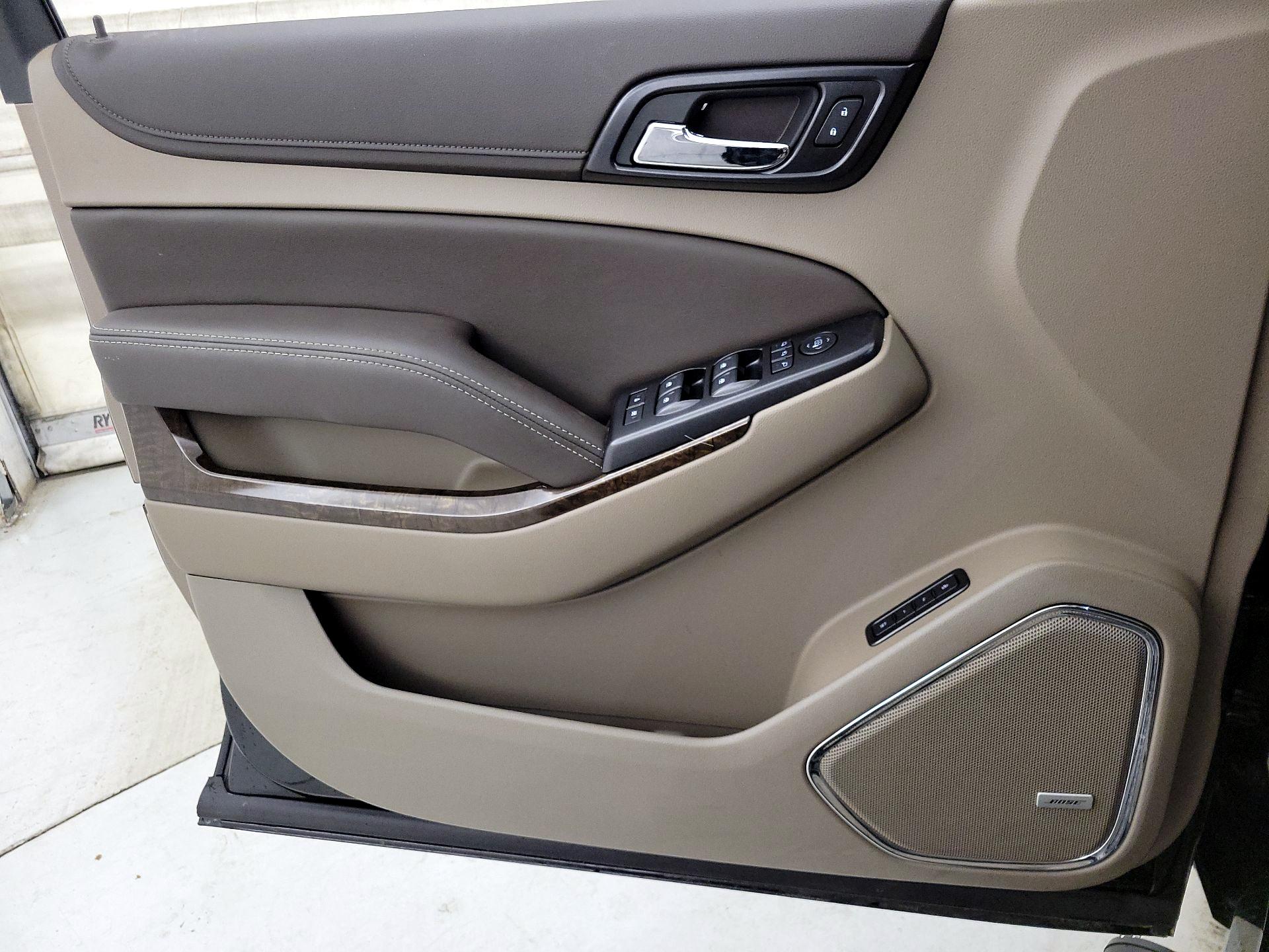 Thumbnail: 2020 Chevrolet Tahoe - 12