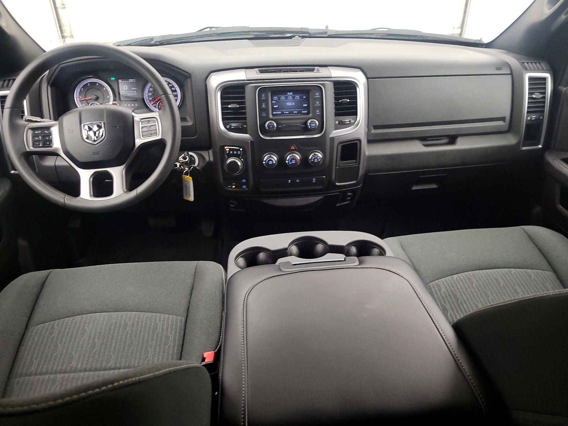 Thumbnail: 2021 RAM 1500 Classic - 9