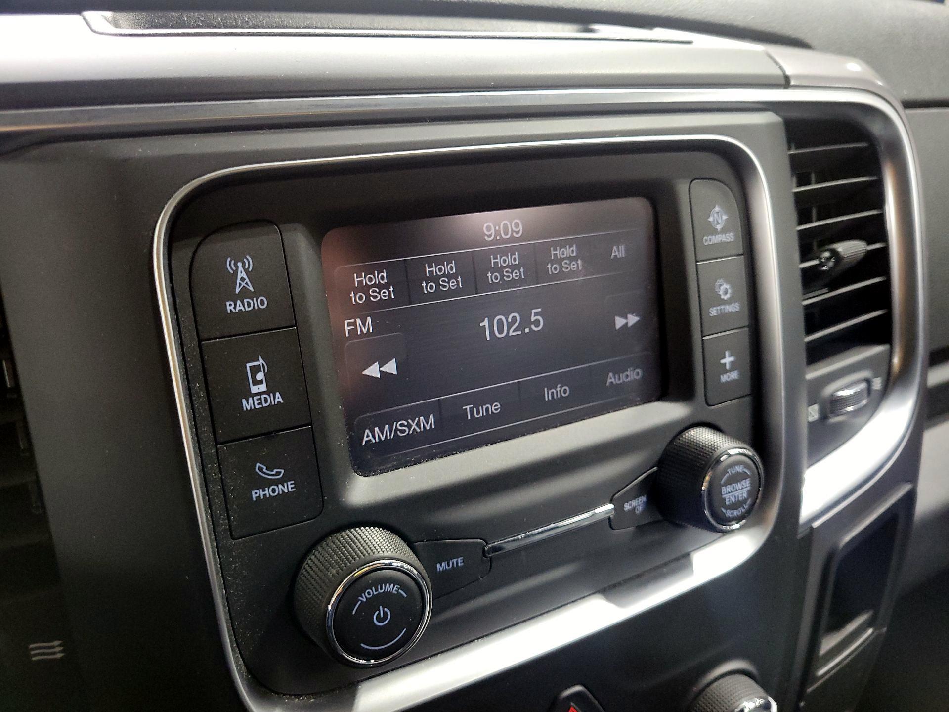 Thumbnail: 2021 RAM 1500 Classic - 15