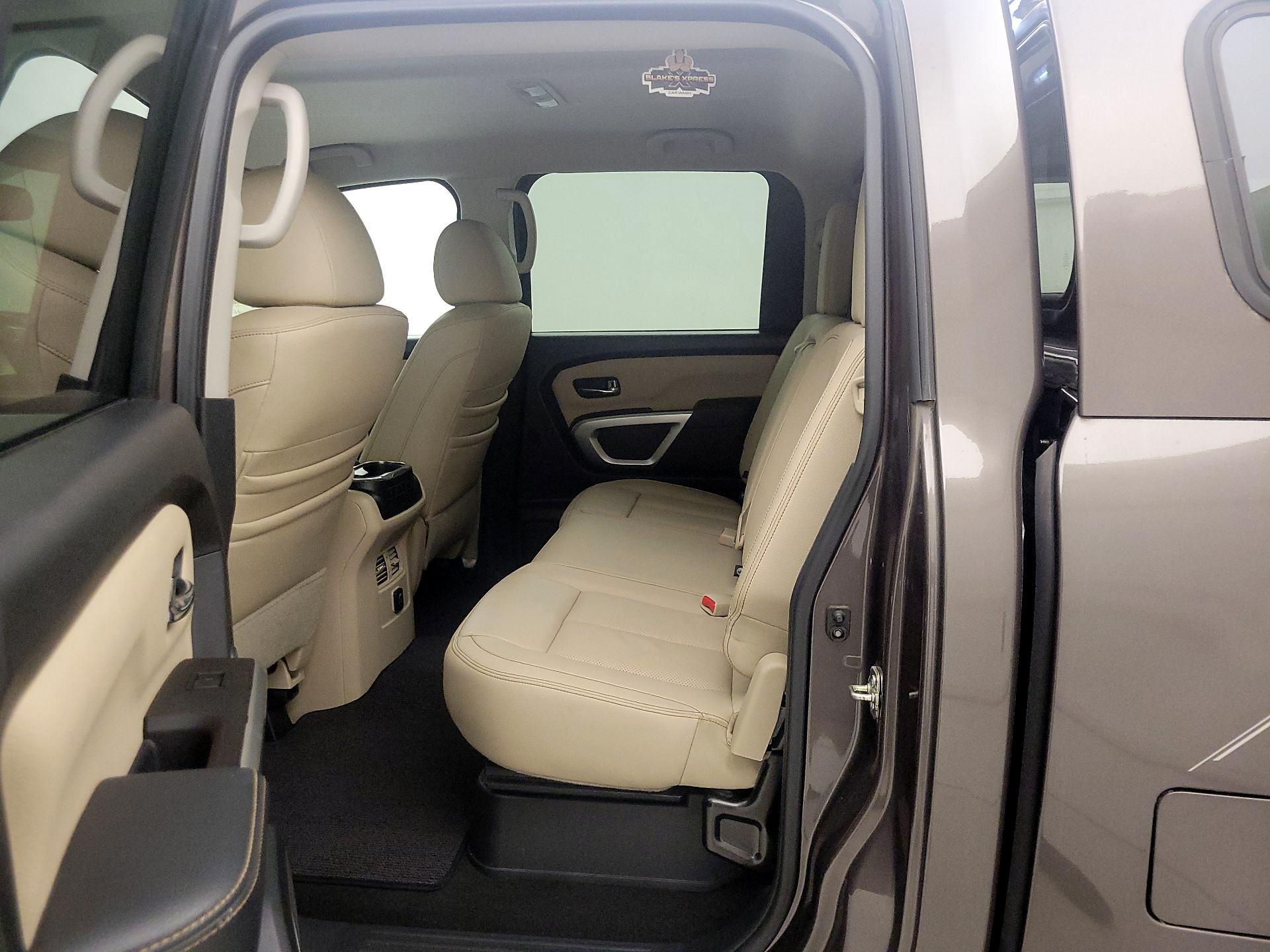 Thumbnail: 2018 Nissan Titan - 19