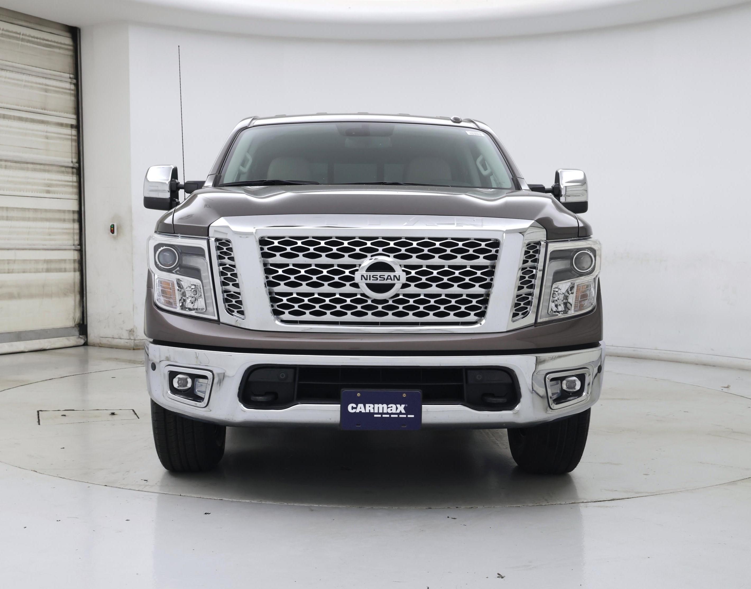 Thumbnail: 2018 Nissan Titan - 5
